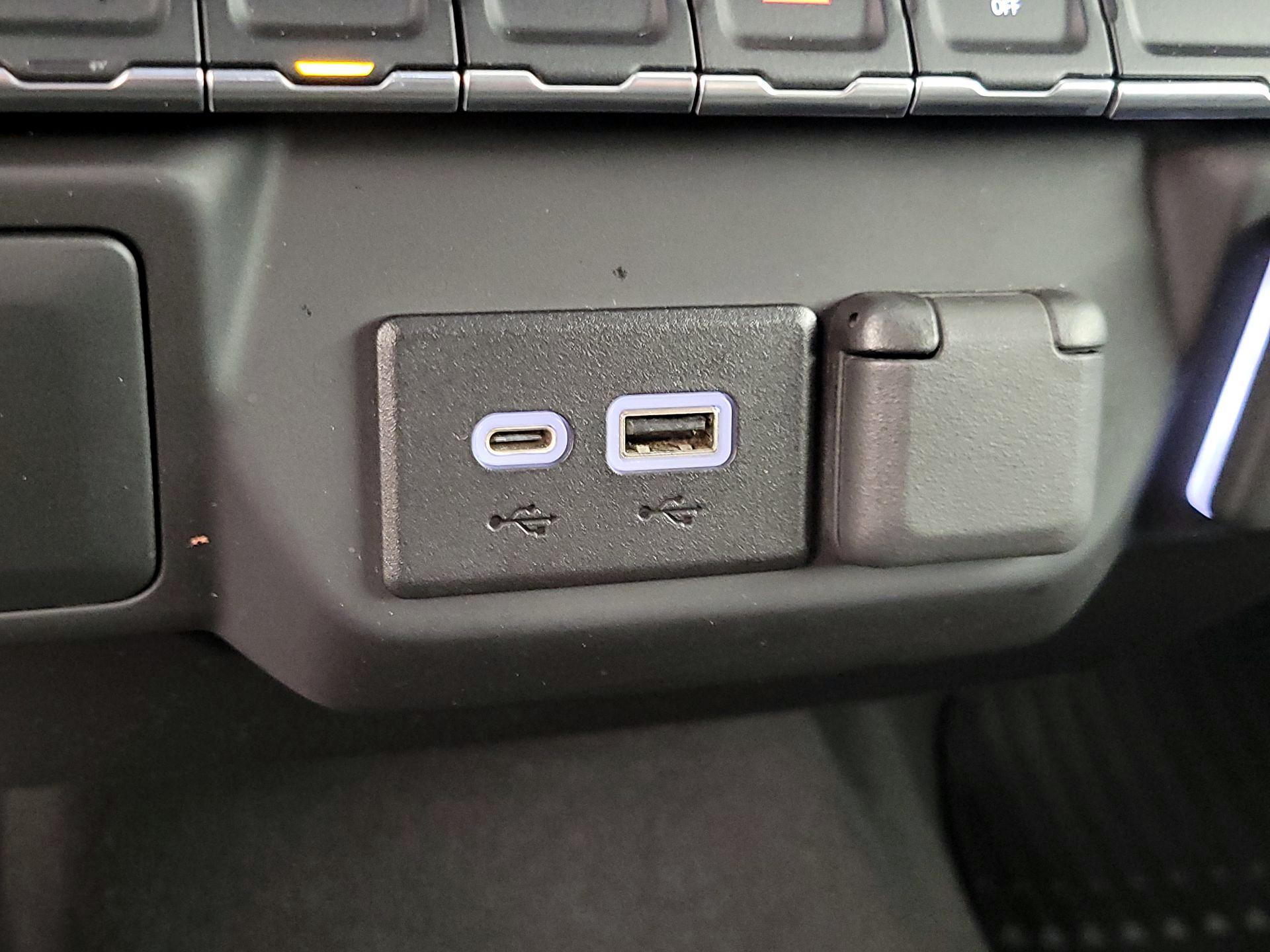 Thumbnail: 2022 Chevrolet Silverado 1500 - 18