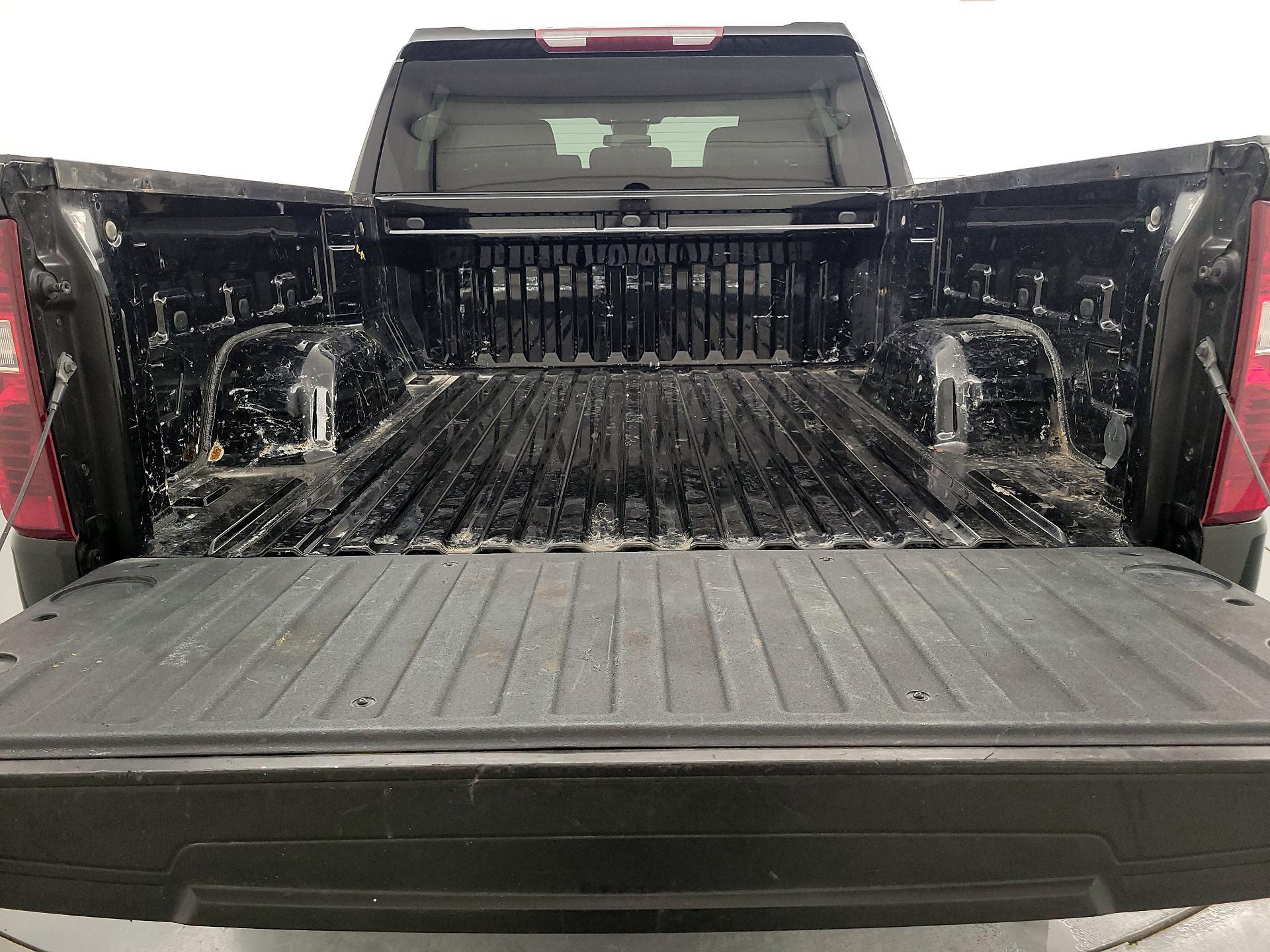 Thumbnail: 2022 Chevrolet Silverado 1500 - 20