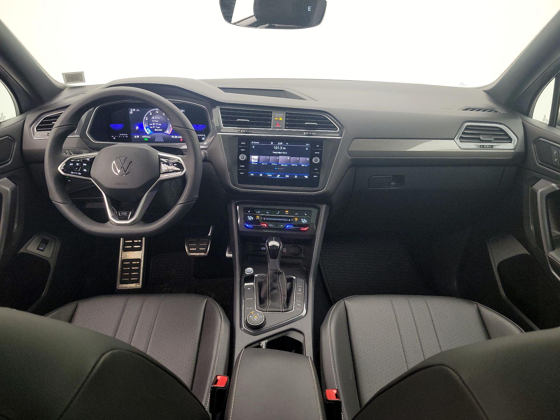 Thumbnail: 2022 Volkswagen Tiguan - 9