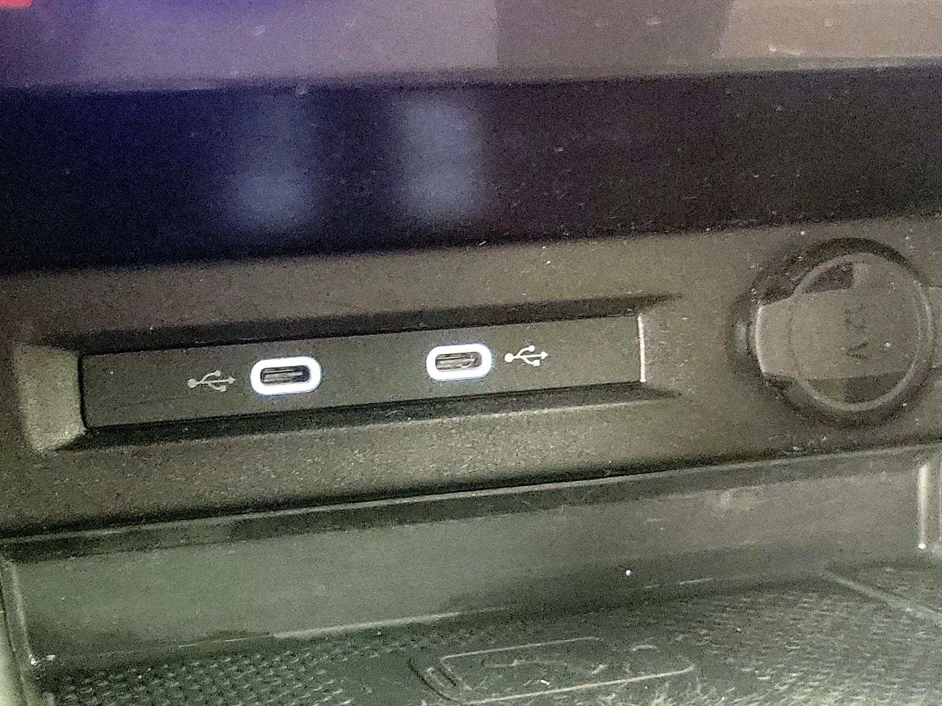 Thumbnail: 2022 Volkswagen Tiguan - 19