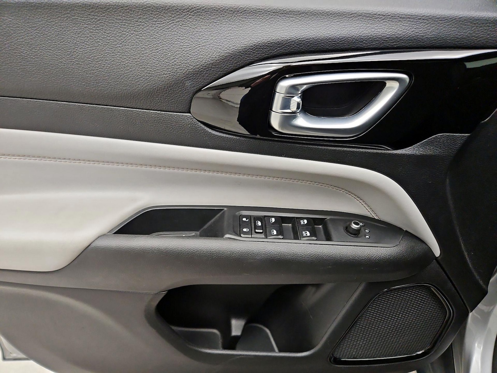 2023 Jeep Compass Limited - Photo 11