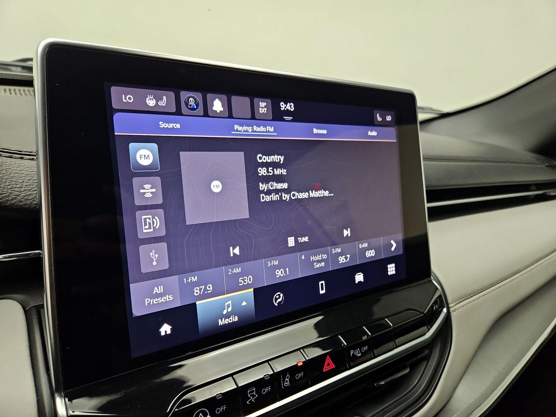 Thumbnail: 2023 Jeep Compass - 13