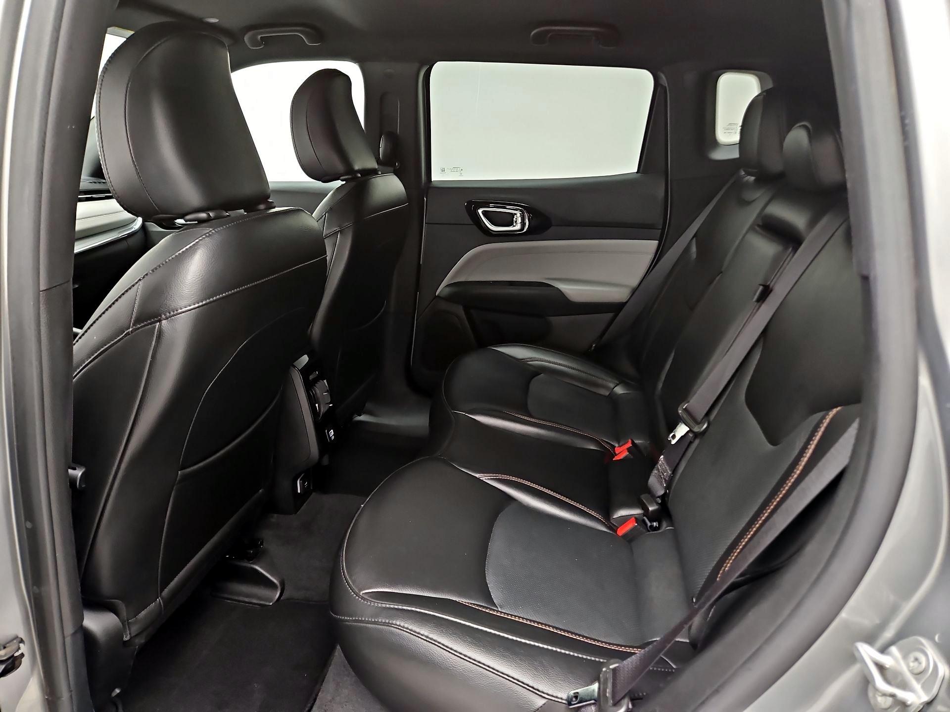 Thumbnail: 2023 Jeep Compass - 17