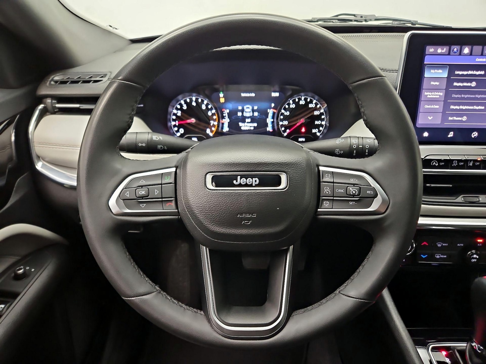 2023 Jeep Compass Limited - Photo 9