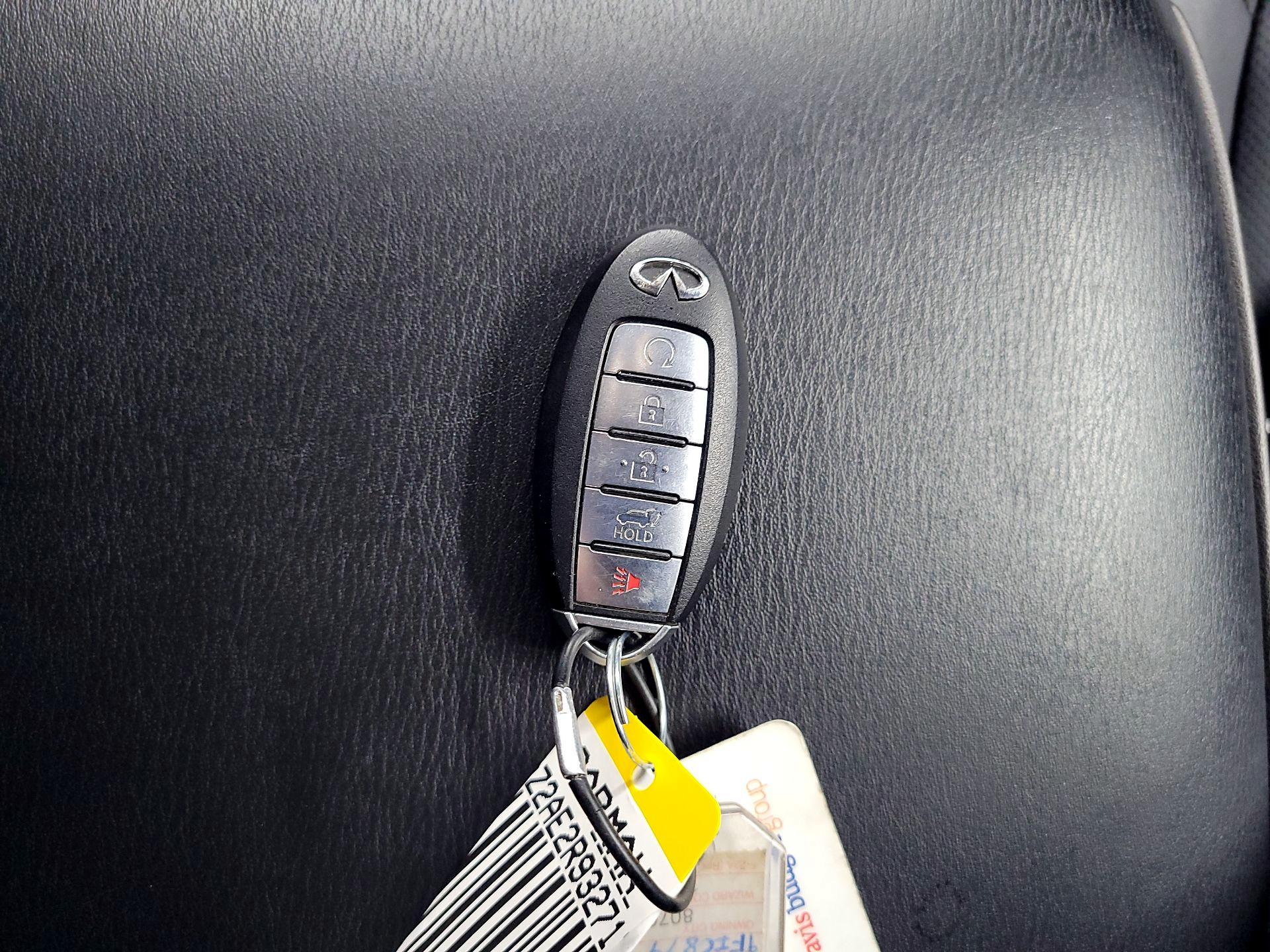 Thumbnail: 2024 INFINITI QX80 - 17