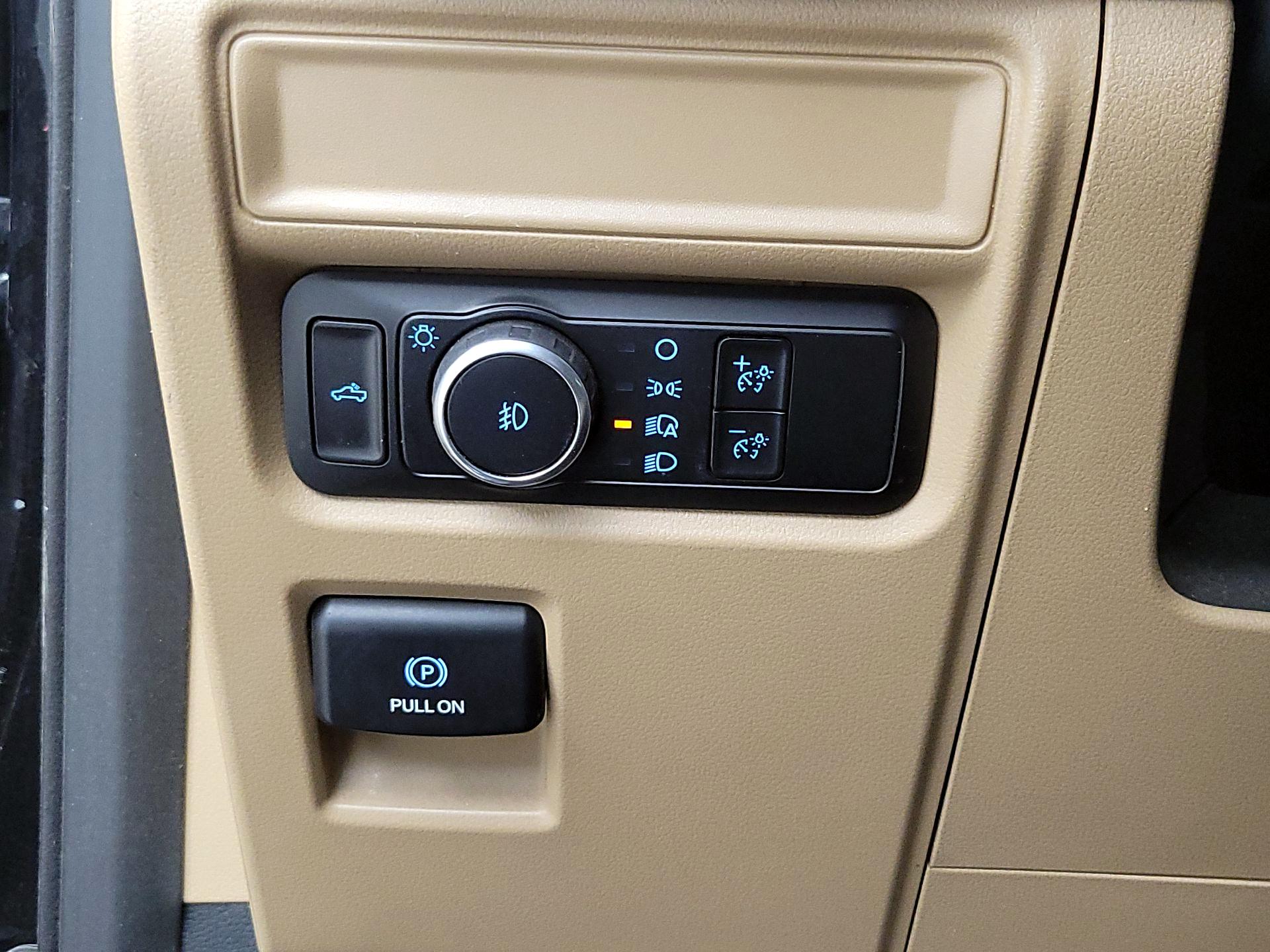 Thumbnail: 2023 Ford F-150 - 13