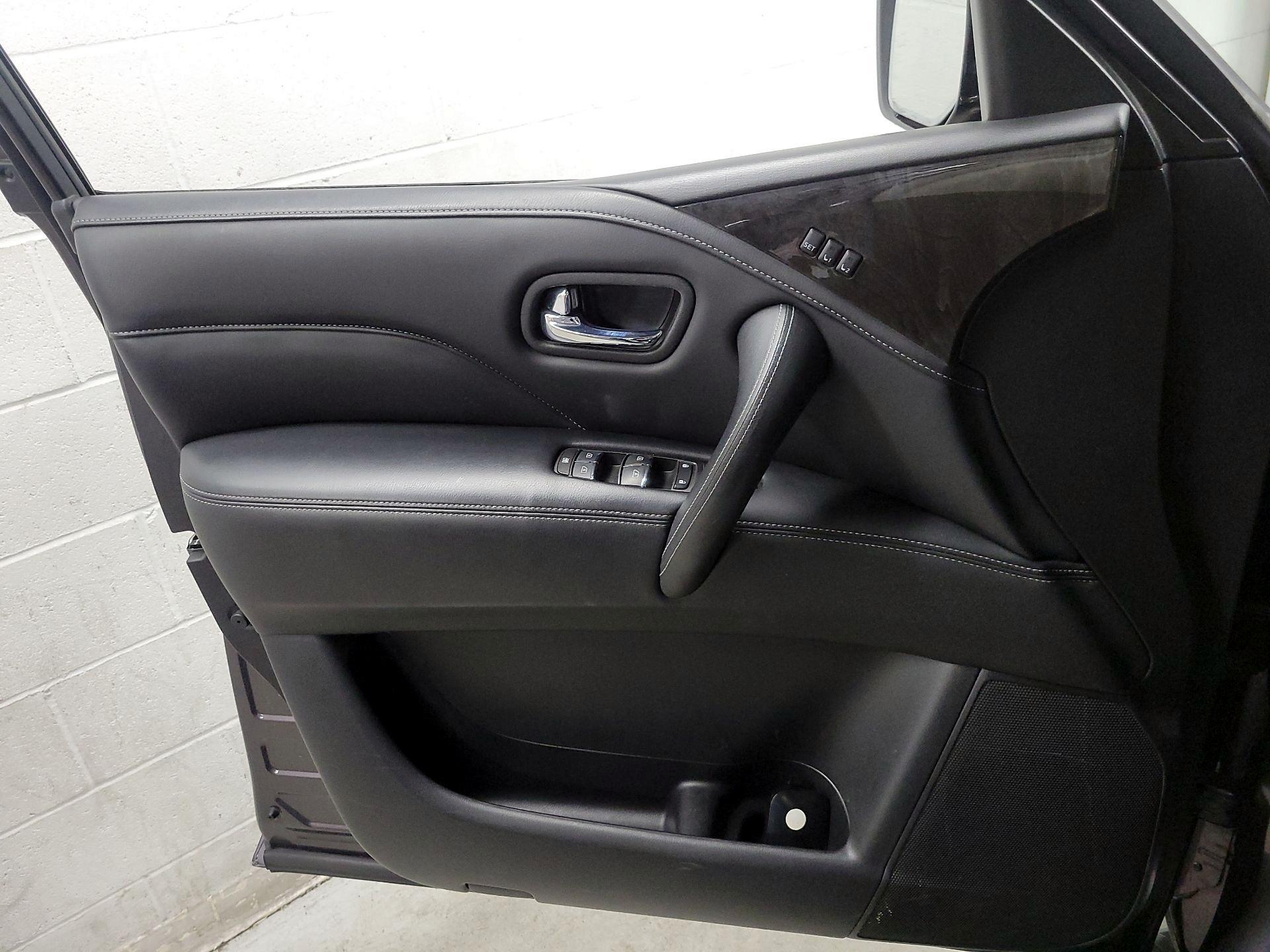 Thumbnail: 2024 INFINITI QX80 - 12