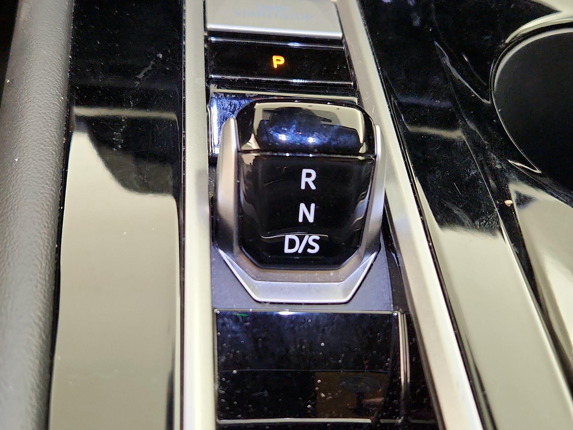 Thumbnail: 2025 Volkswagen Atlas - 15