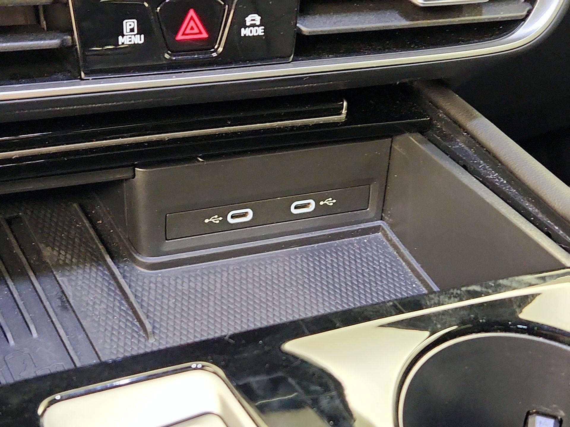 Thumbnail: 2025 Volkswagen Atlas - 16