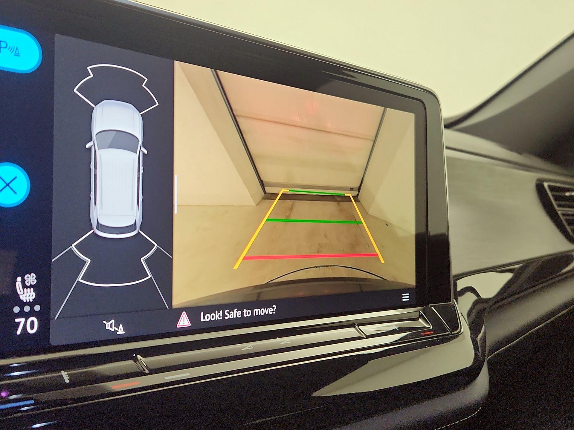 Thumbnail: 2025 Volkswagen Atlas - 14