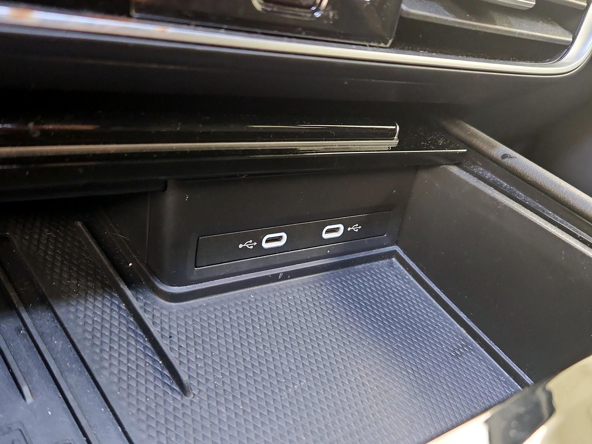 Thumbnail: 2025 Volkswagen Atlas - 18