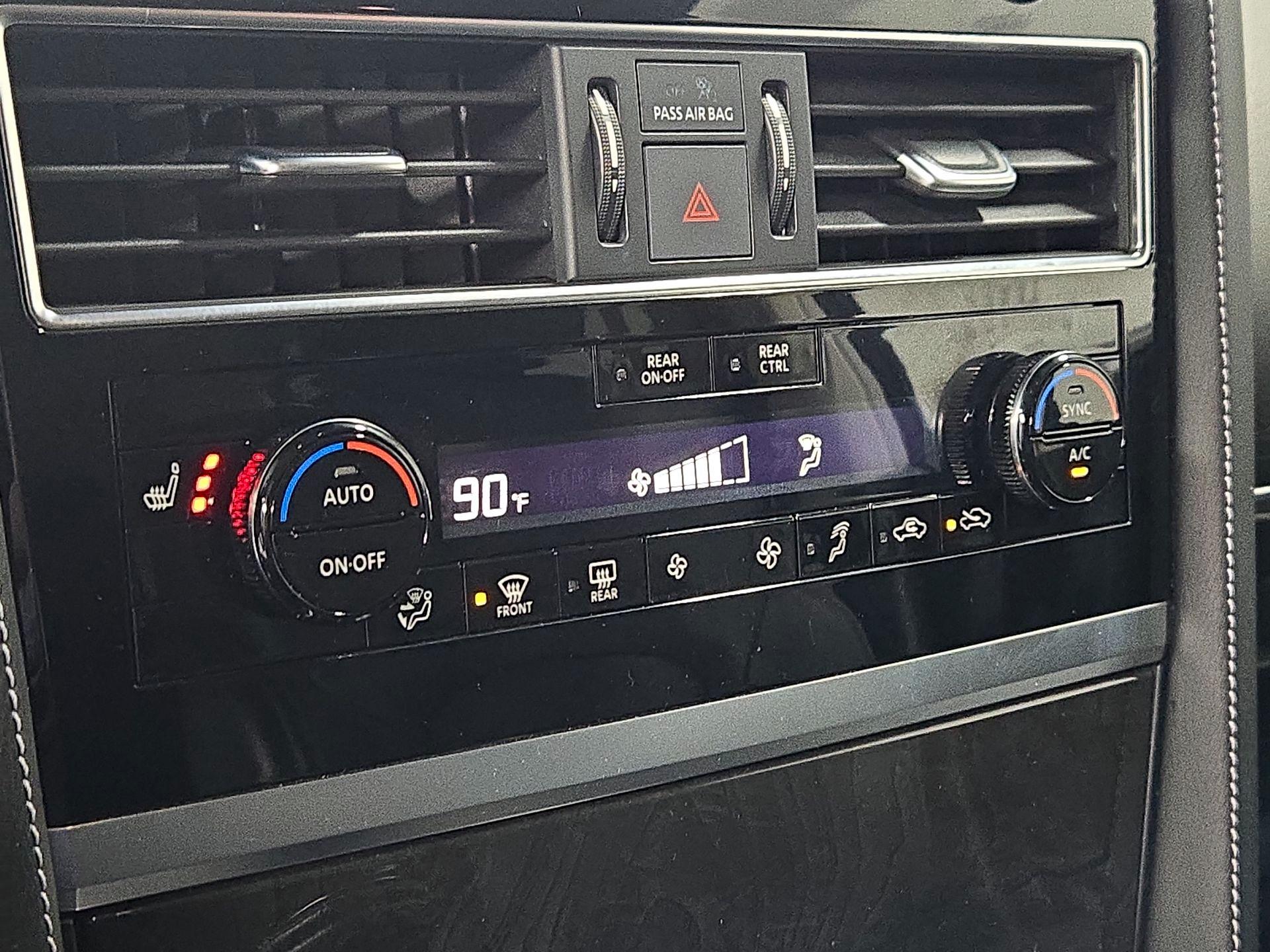 Thumbnail: 2024 INFINITI QX80 - 17