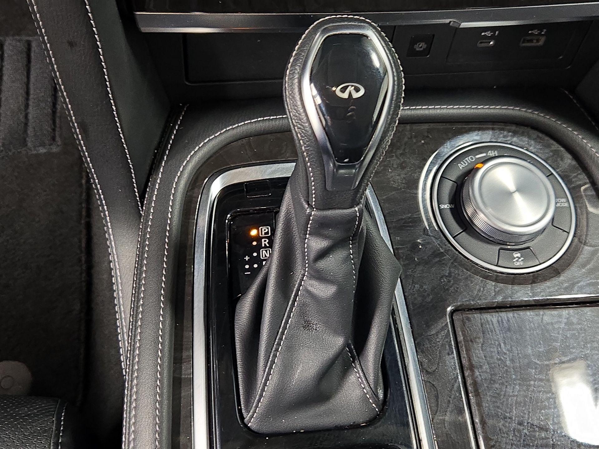 Thumbnail: 2024 INFINITI QX80 - 18