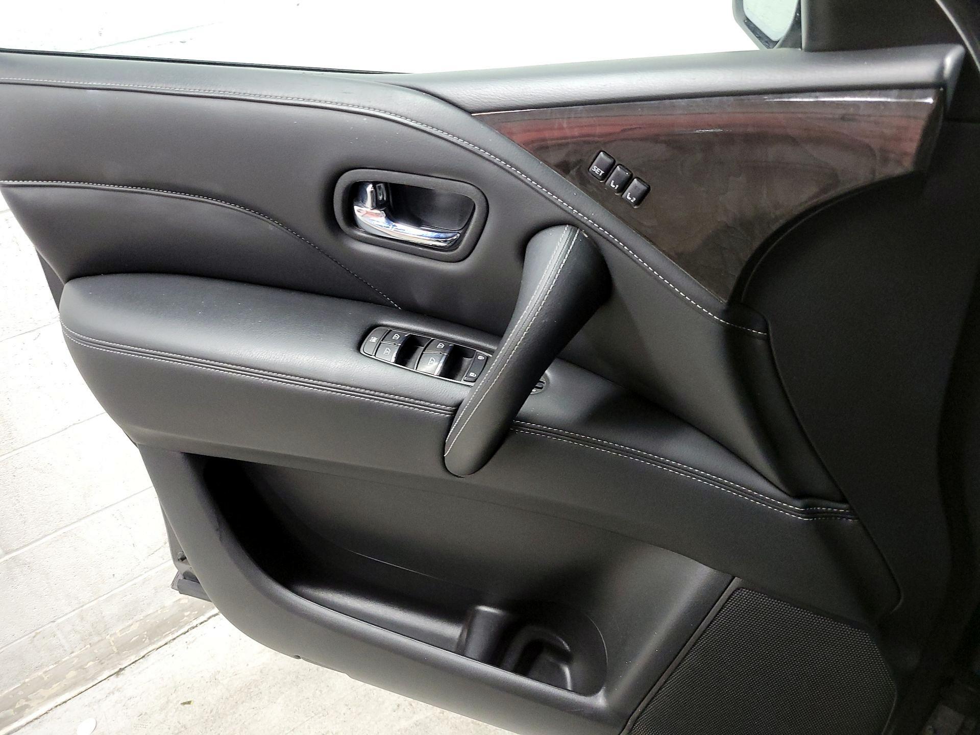 Thumbnail: 2024 INFINITI QX80 - 12