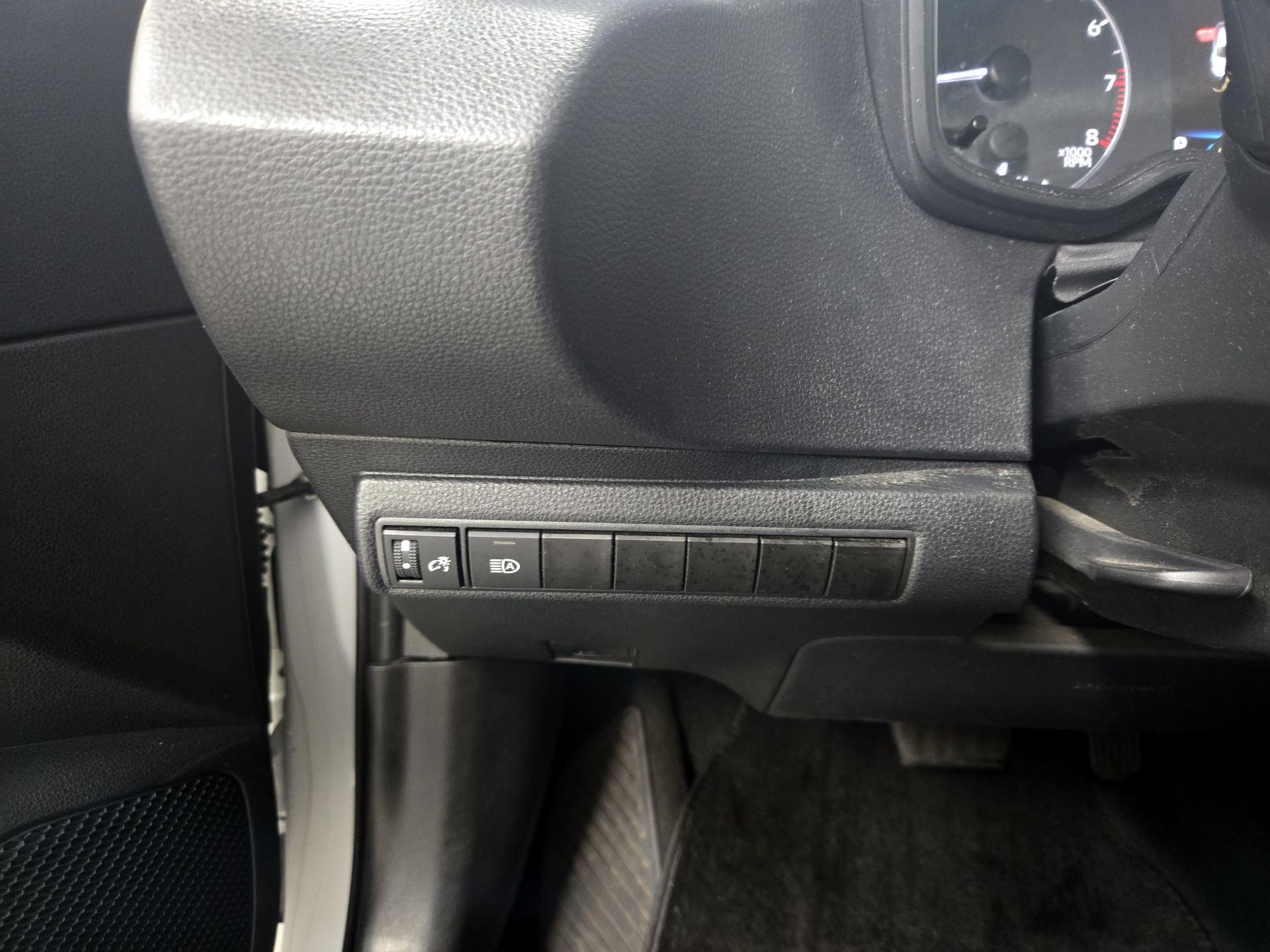 Thumbnail: 2024 Toyota Corolla - 13