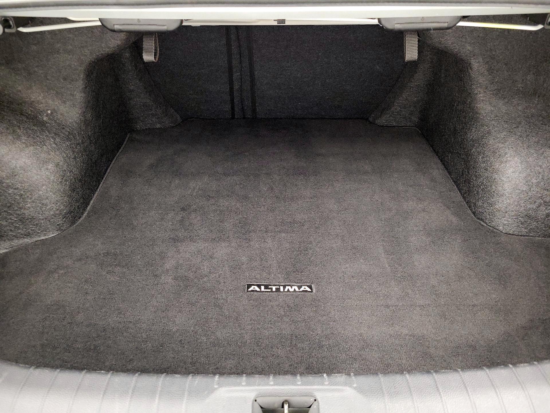 Thumbnail: 2023 Nissan Altima - 20