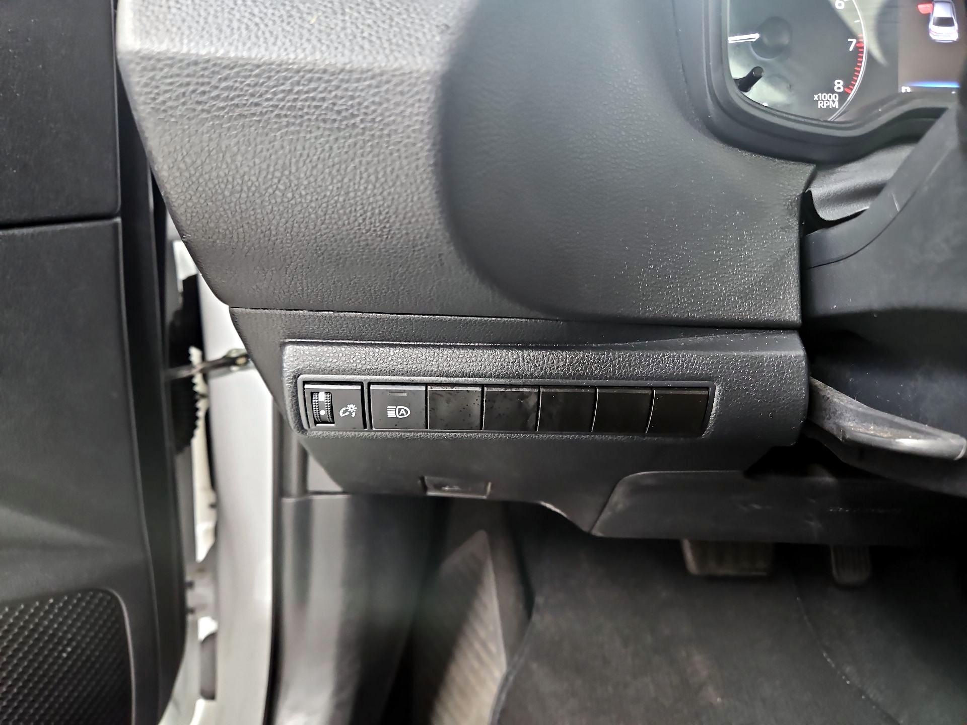 Thumbnail: 2024 Toyota Corolla - 13