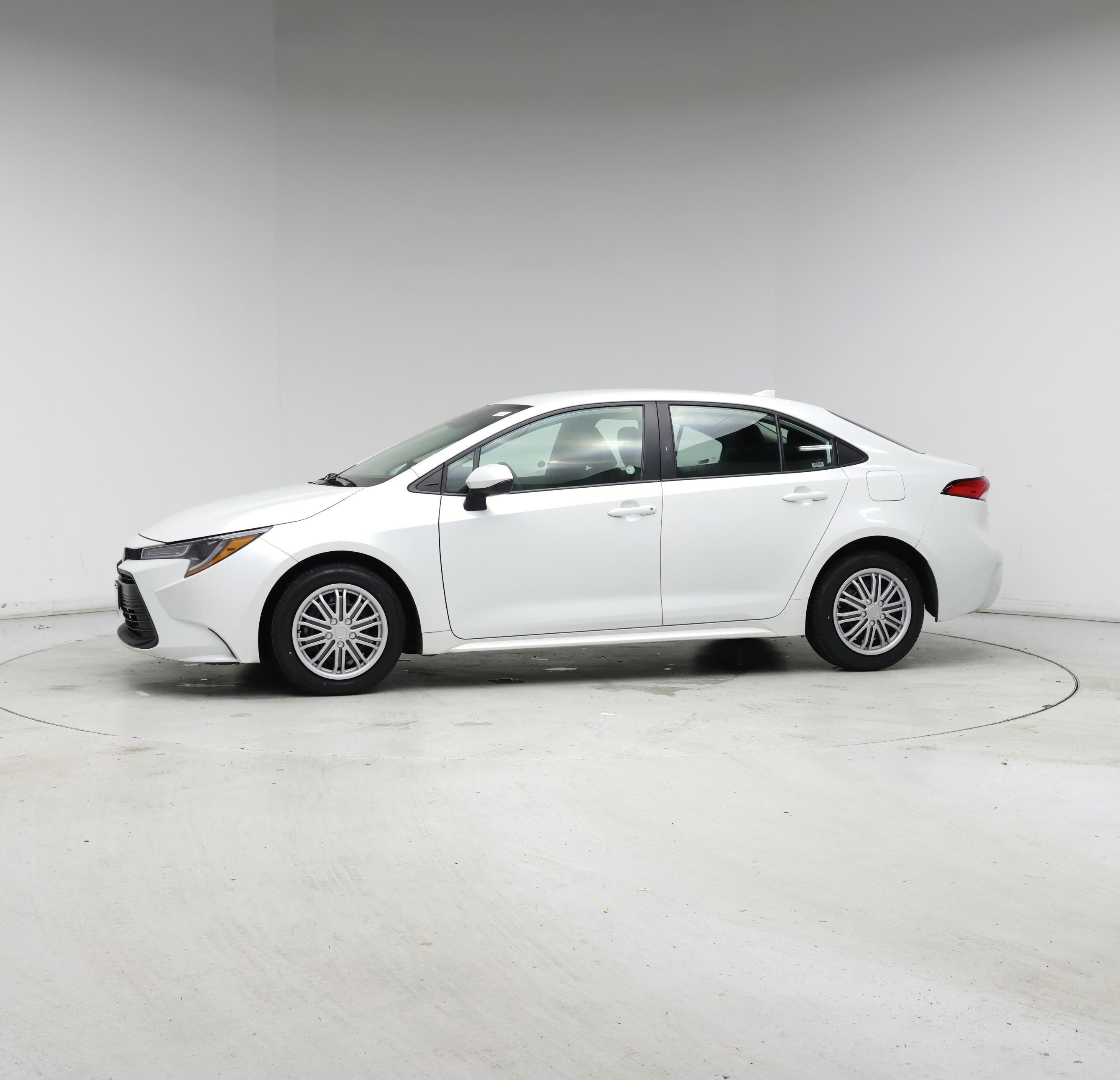 Thumbnail: 2024 Toyota Corolla - 3