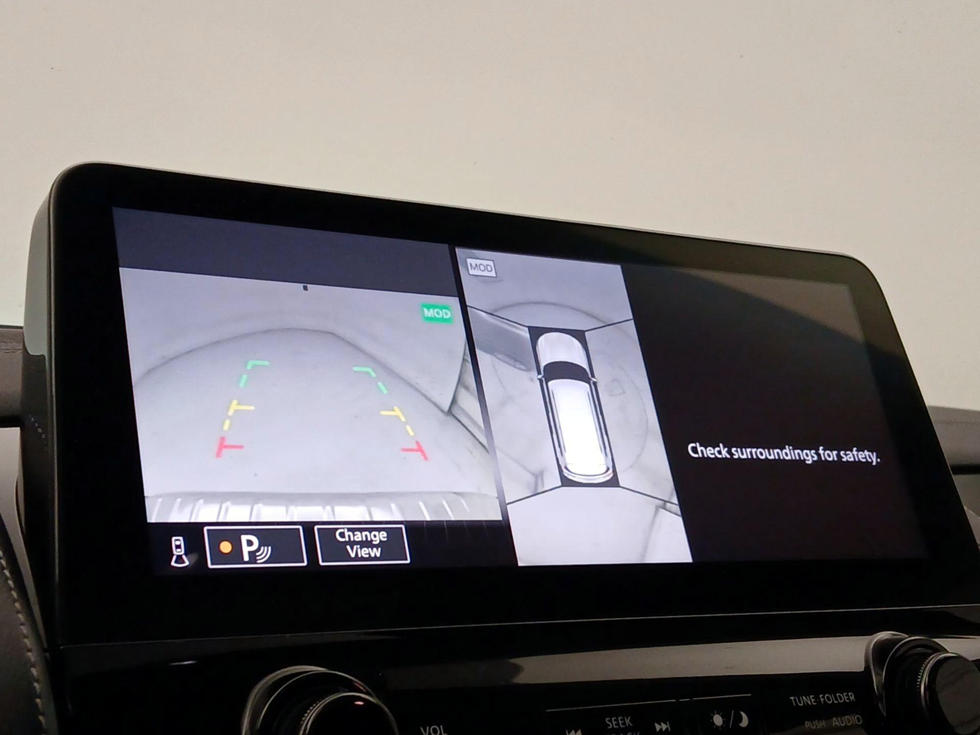 Thumbnail: 2024 INFINITI QX80 - 14