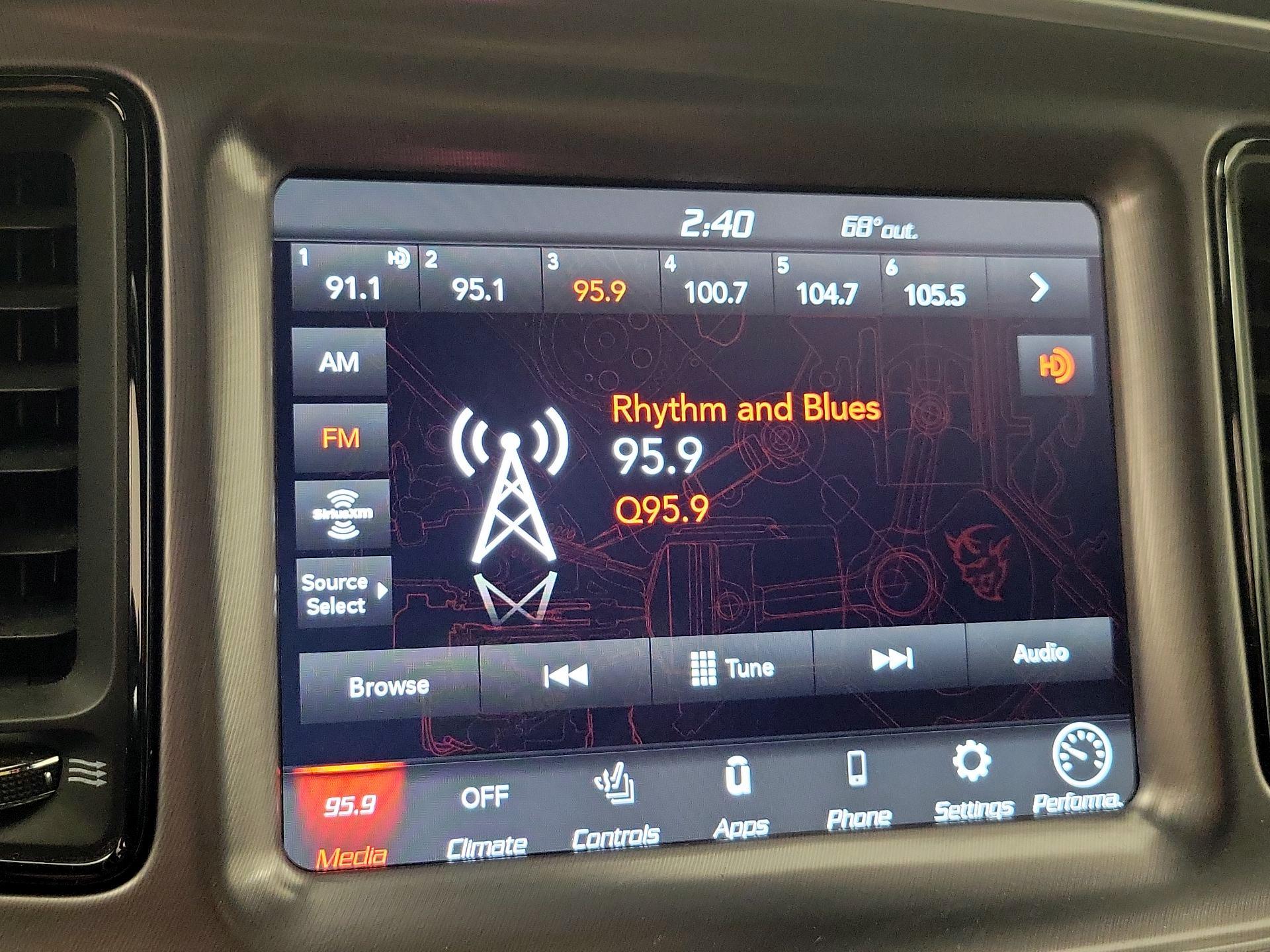 Thumbnail: 2021 Dodge Challenger - 15