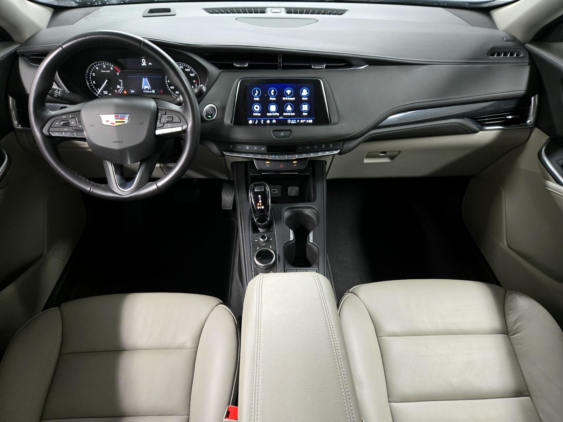 Thumbnail: 2023 Cadillac XT4 - 9