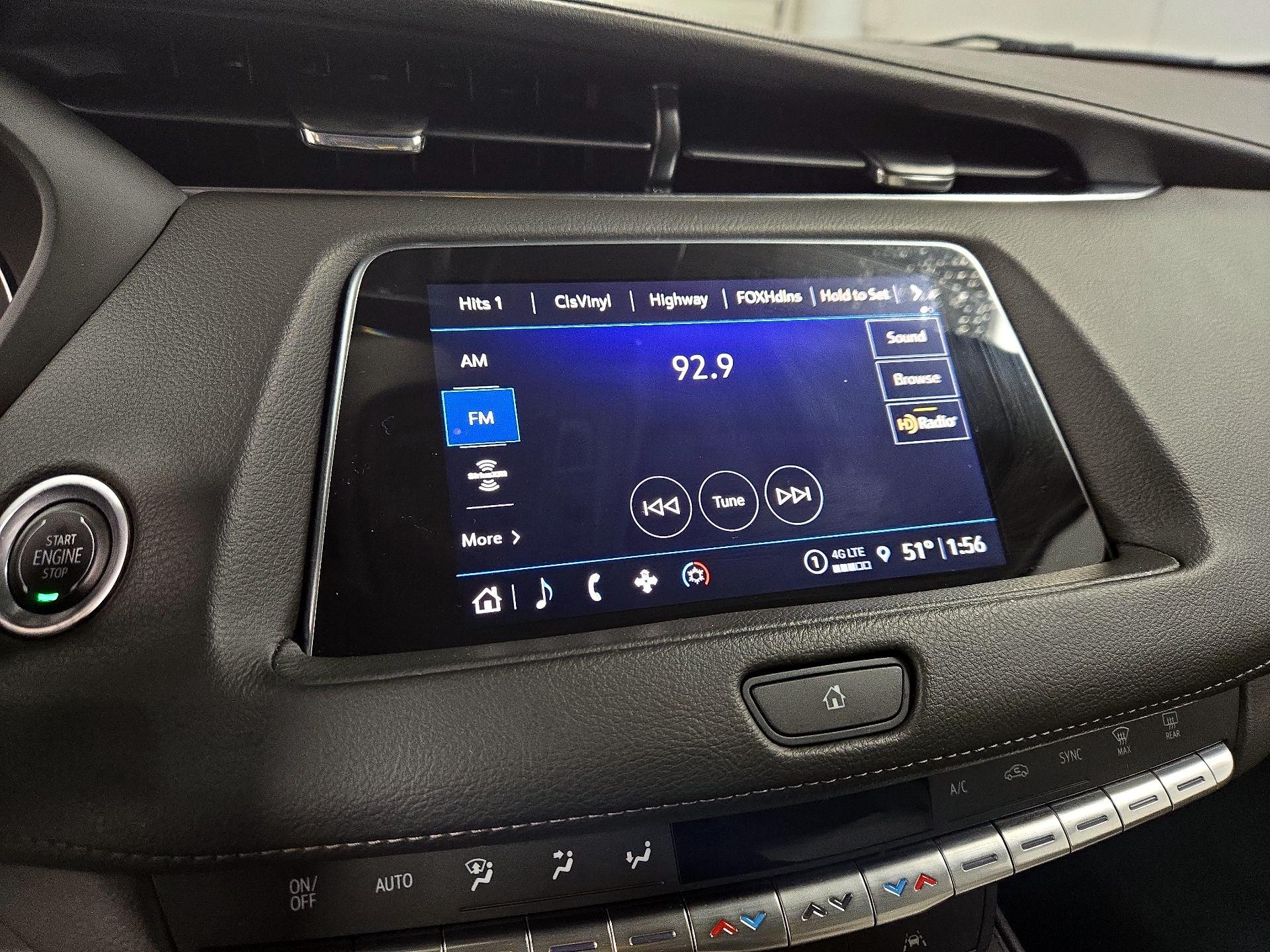 Thumbnail: 2023 Cadillac XT4 - 15