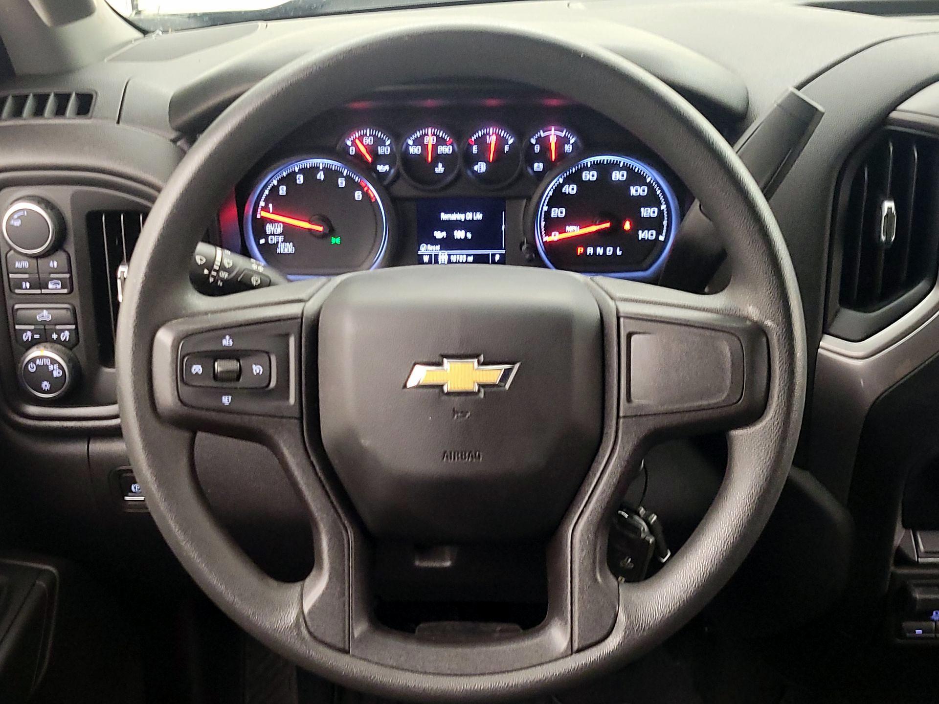 Thumbnail: 2021 Chevrolet Silverado 1500 - 10