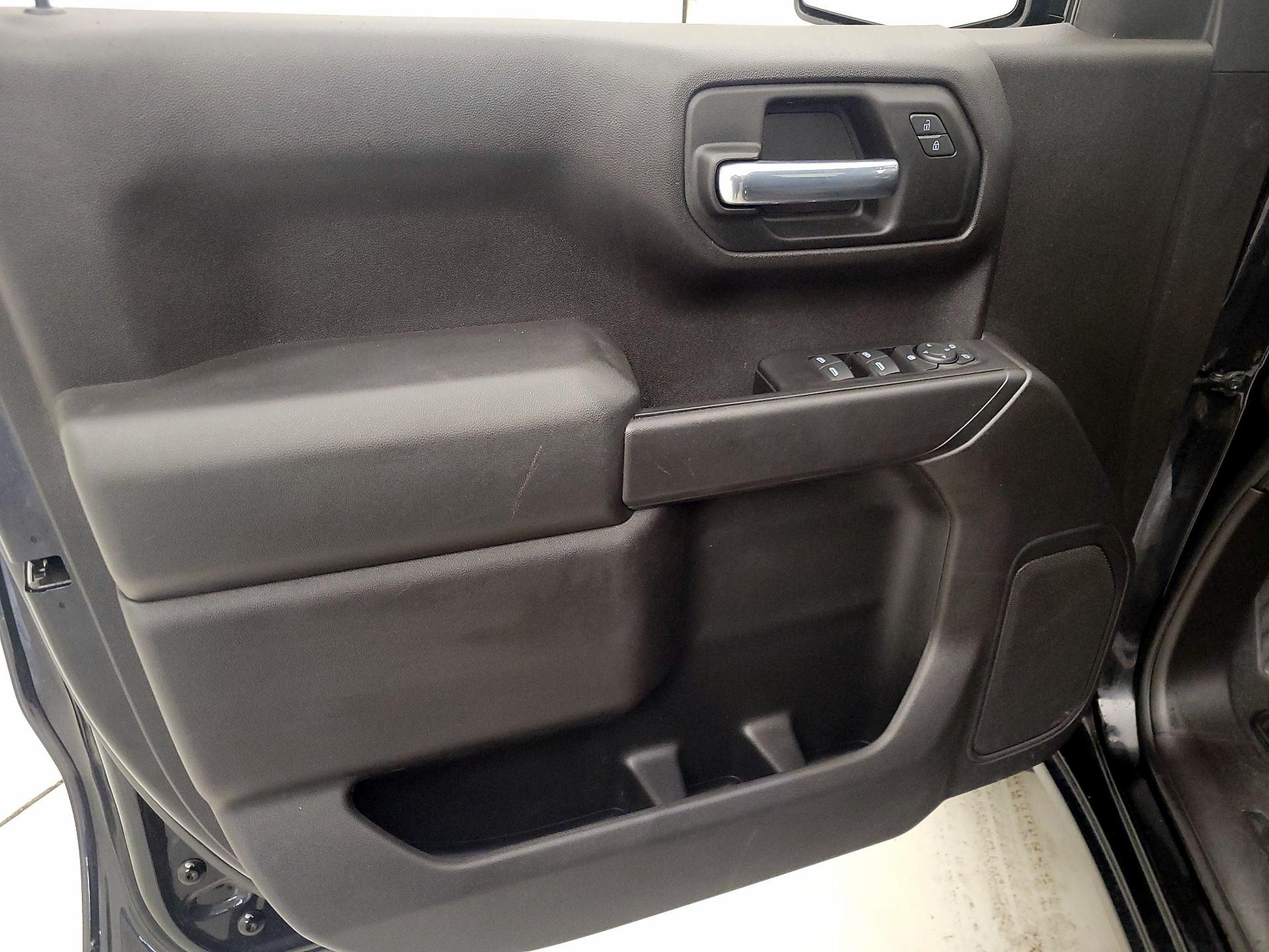 Thumbnail: 2021 Chevrolet Silverado 1500 - 12