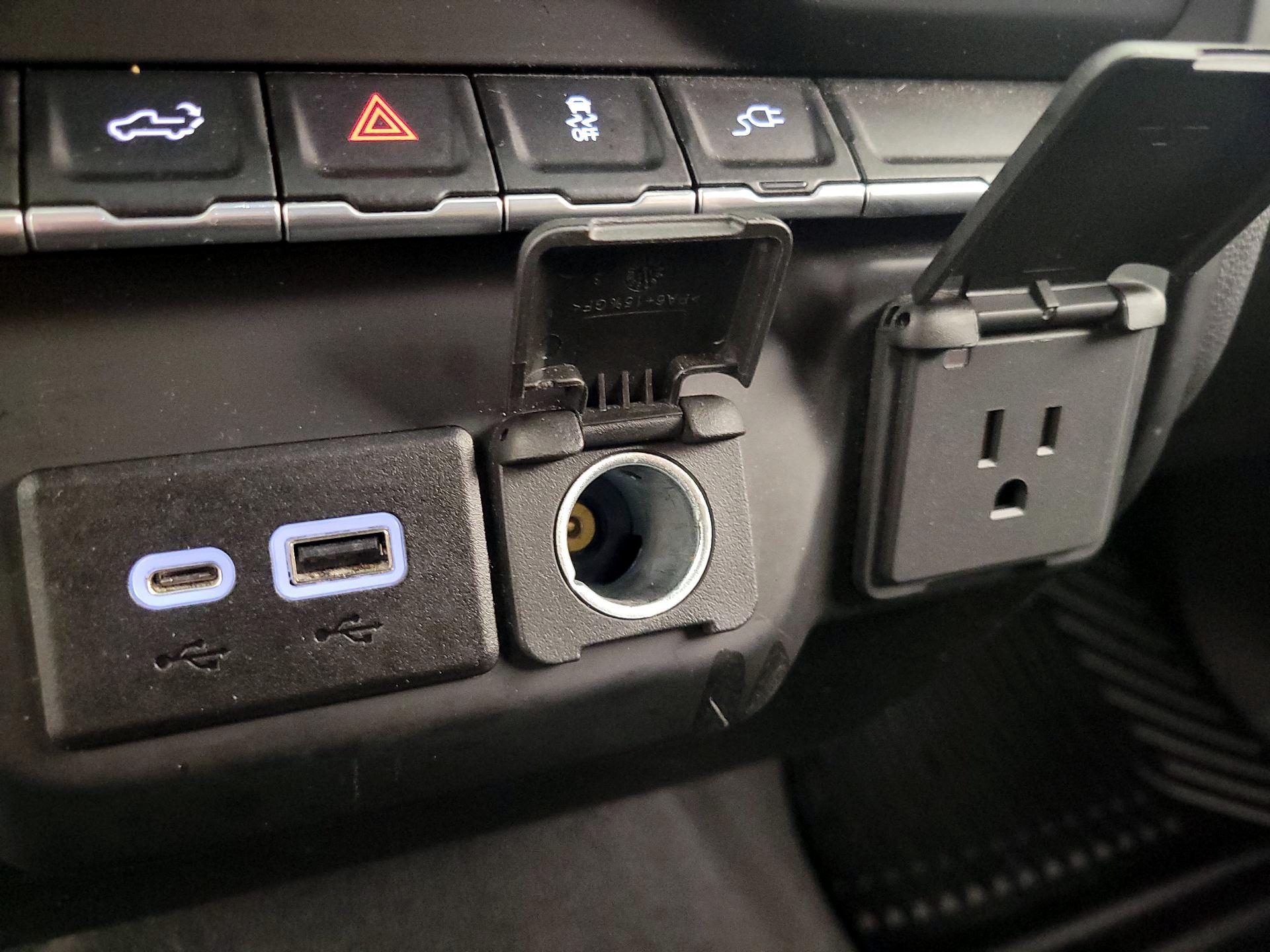 Thumbnail: 2021 Chevrolet Silverado 1500 - 18