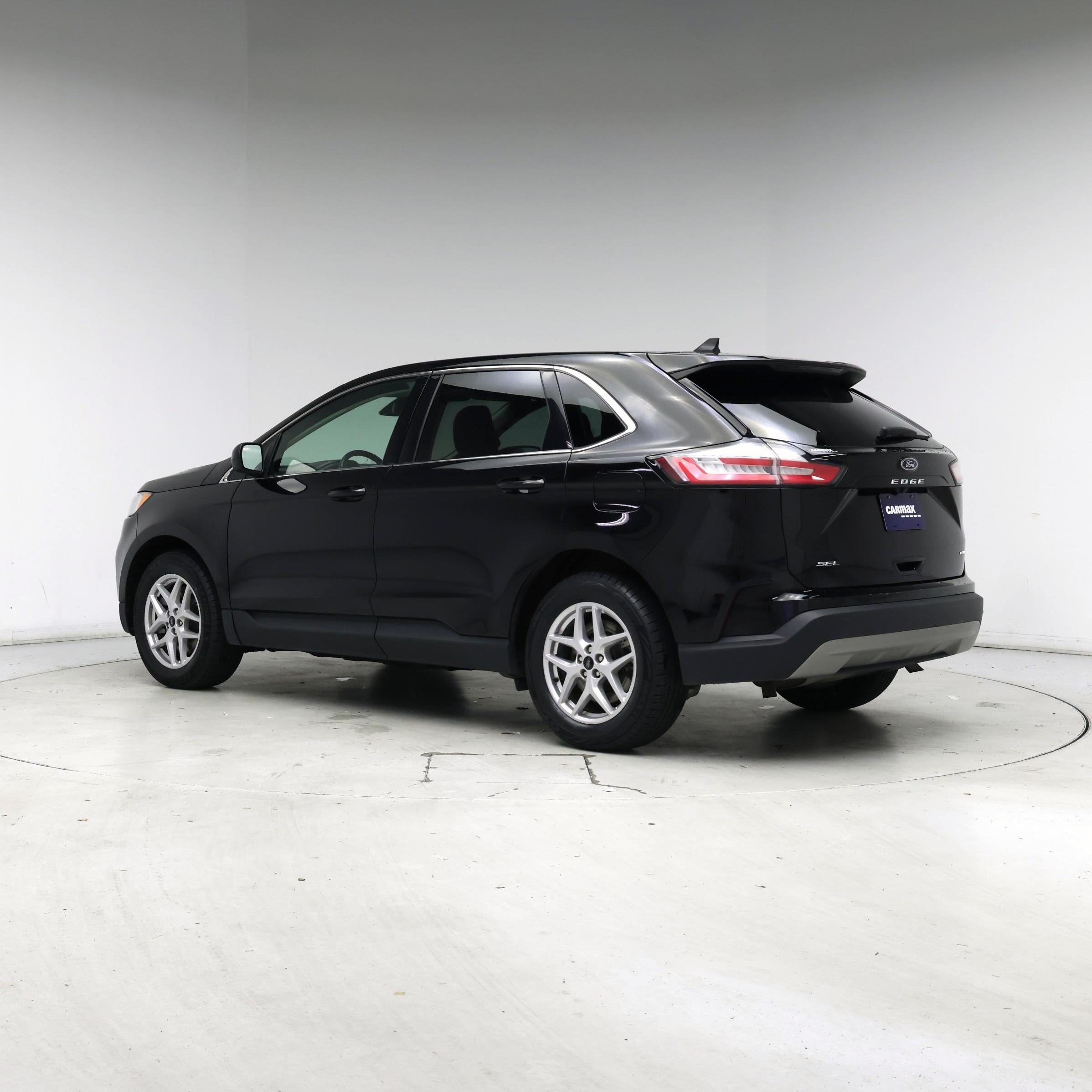 Thumbnail: 2023 Ford Edge - 2