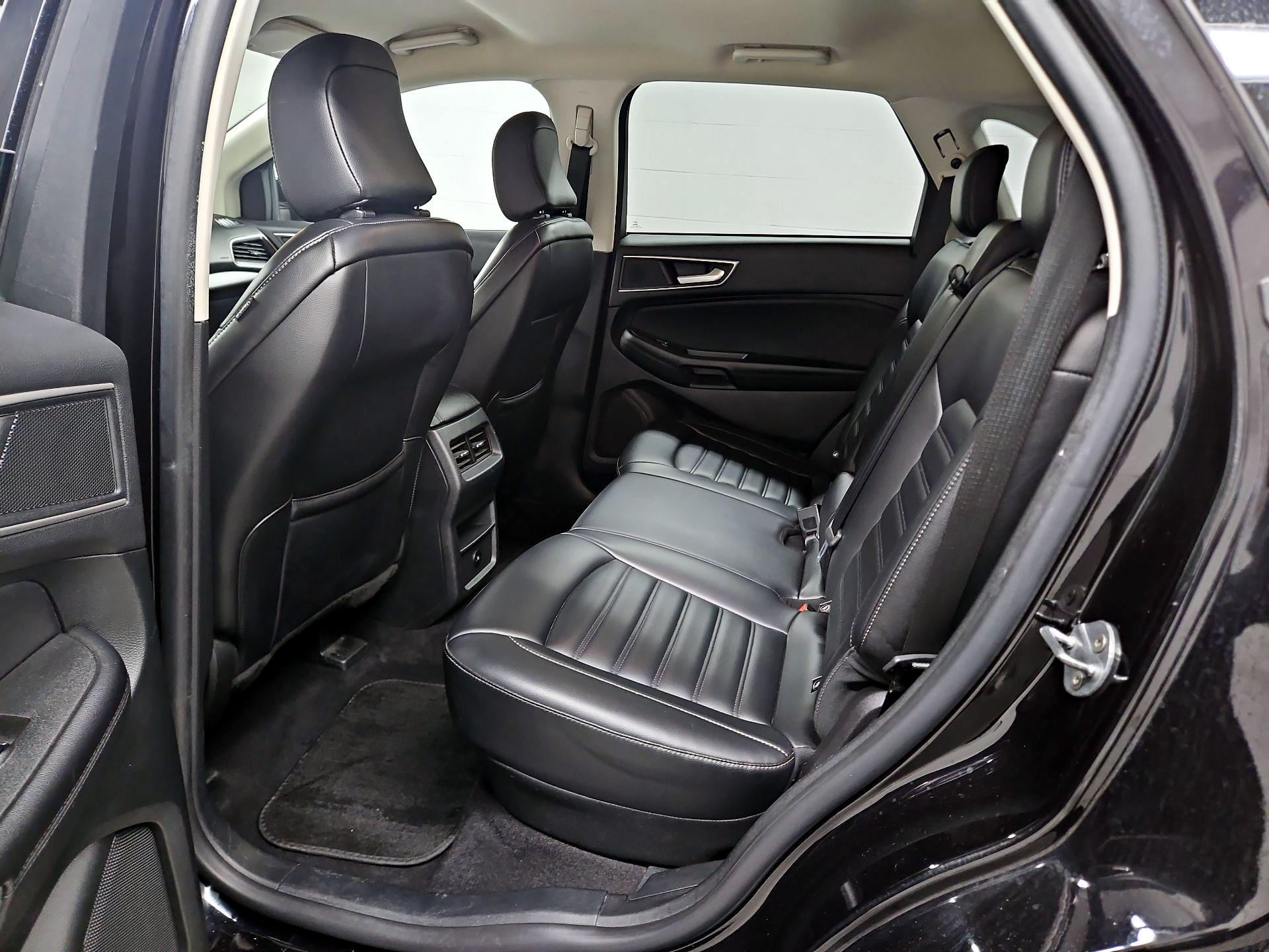 Thumbnail: 2023 Ford Edge - 19