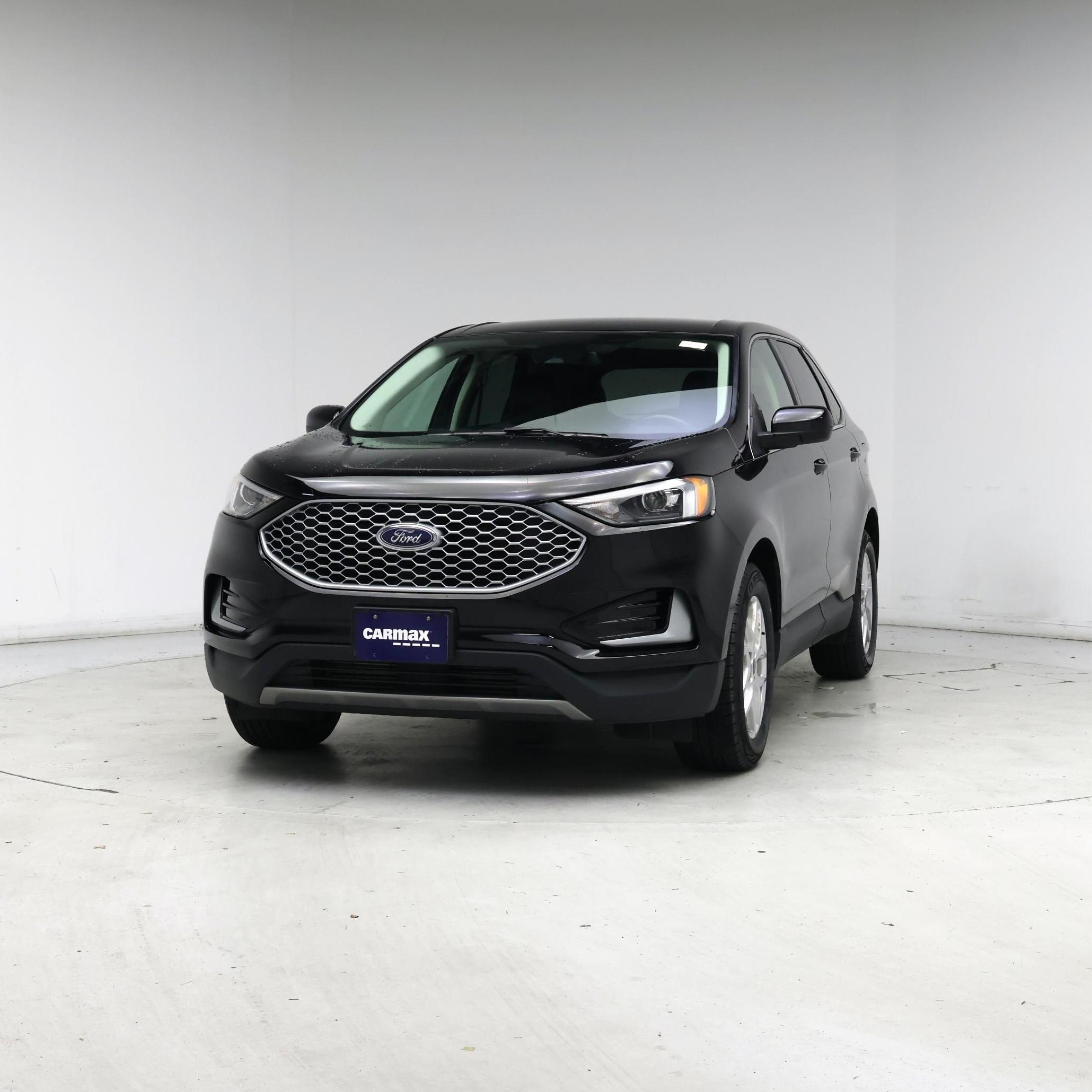 Thumbnail: 2023 Ford Edge - 4