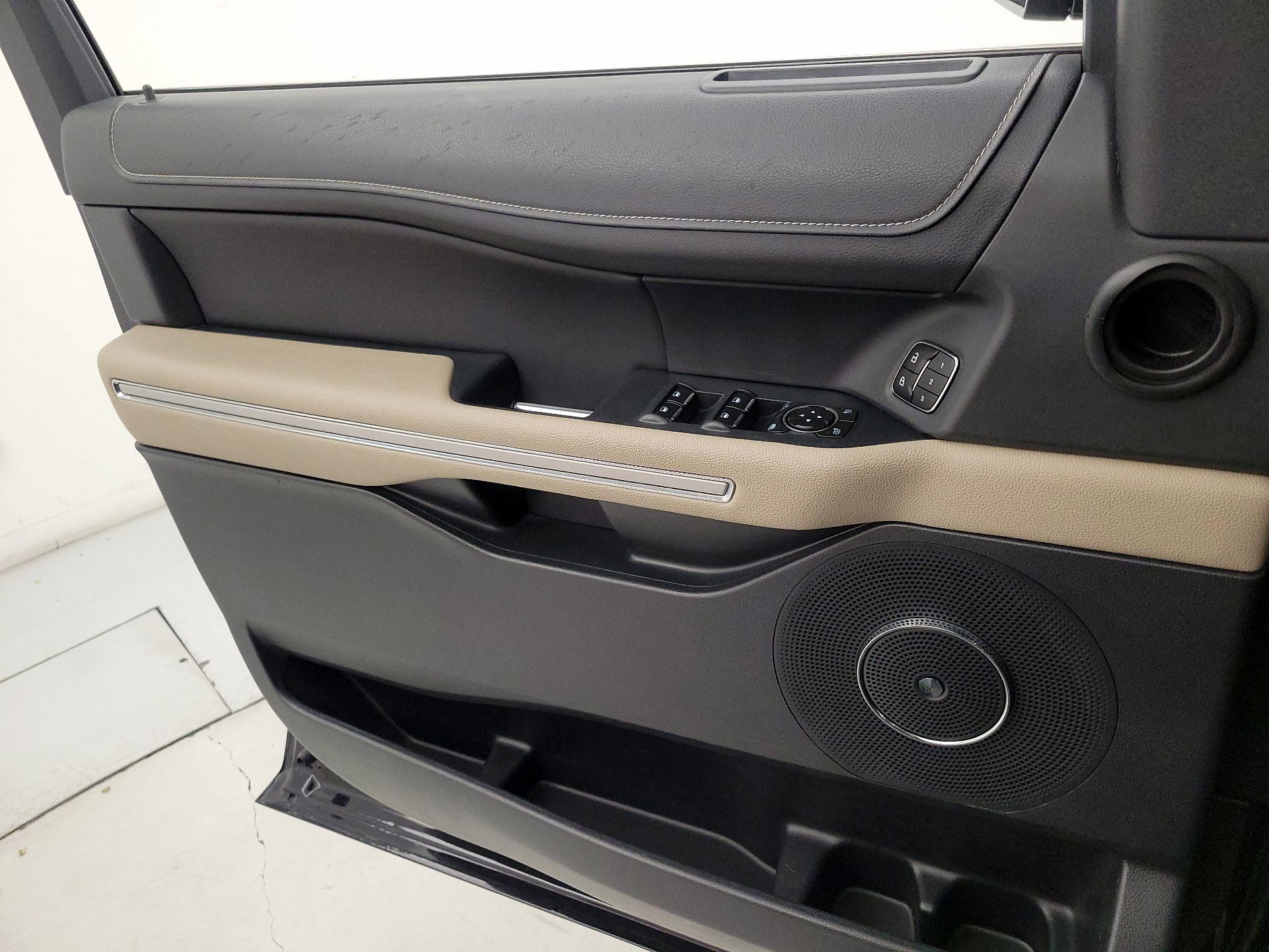 Thumbnail: 2024 Ford Expedition MAX - 12