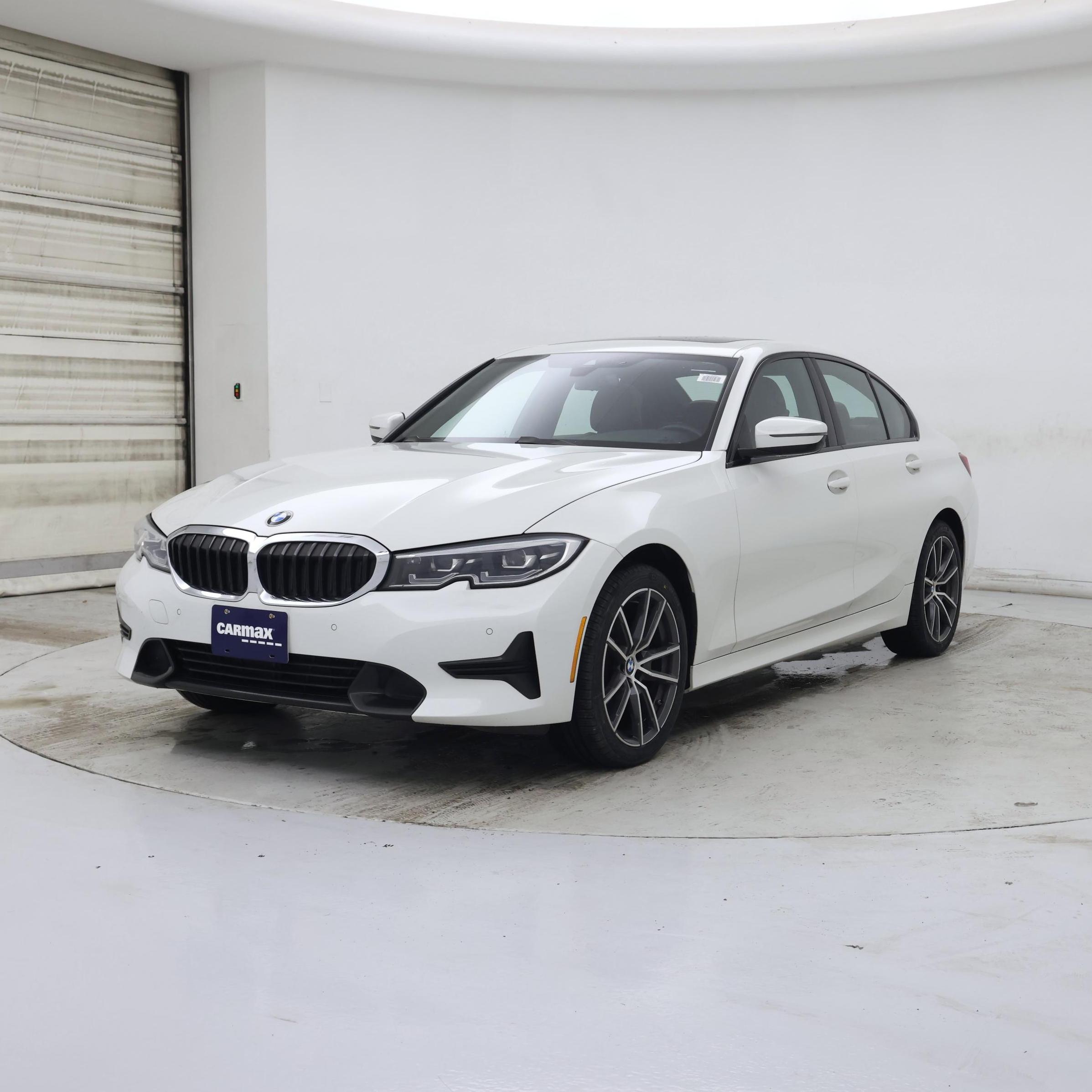 Thumbnail: 2022 BMW 3 Series - 4