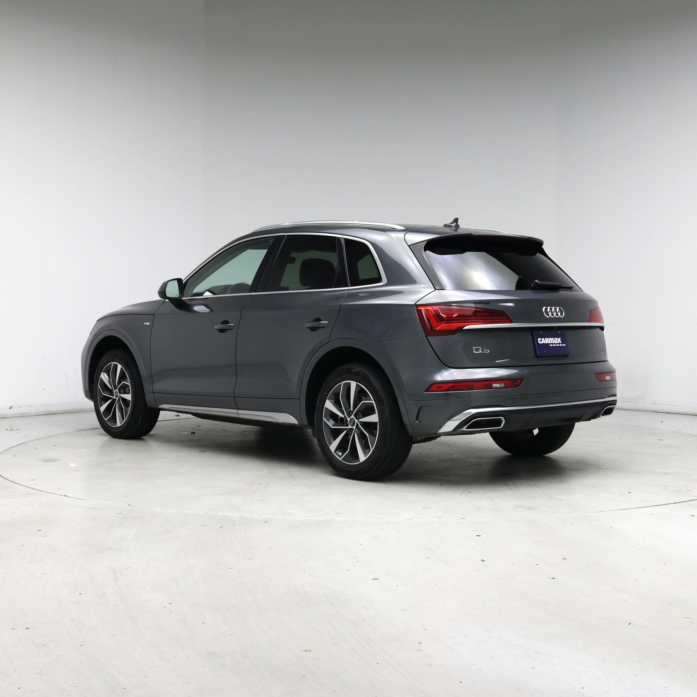 Thumbnail: 2023 Audi Q5 - 2