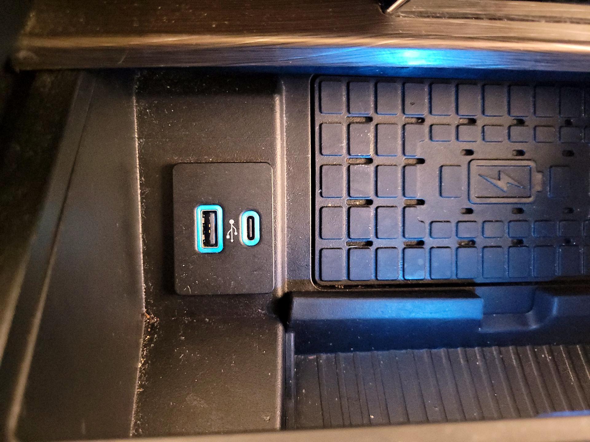 Thumbnail: 2023 Ford Expedition MAX - 19