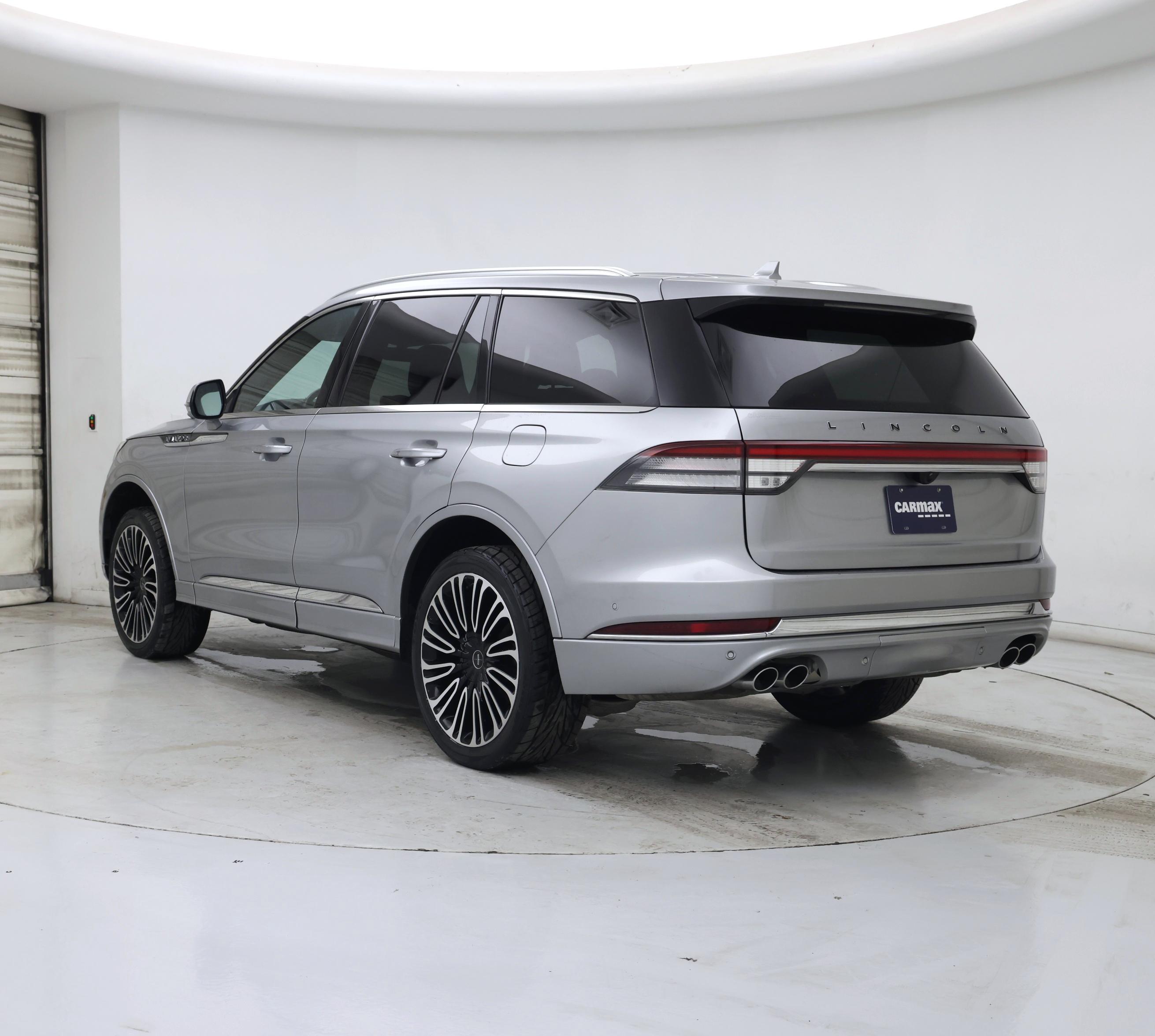 Thumbnail: 2020 Lincoln Aviator - 2
