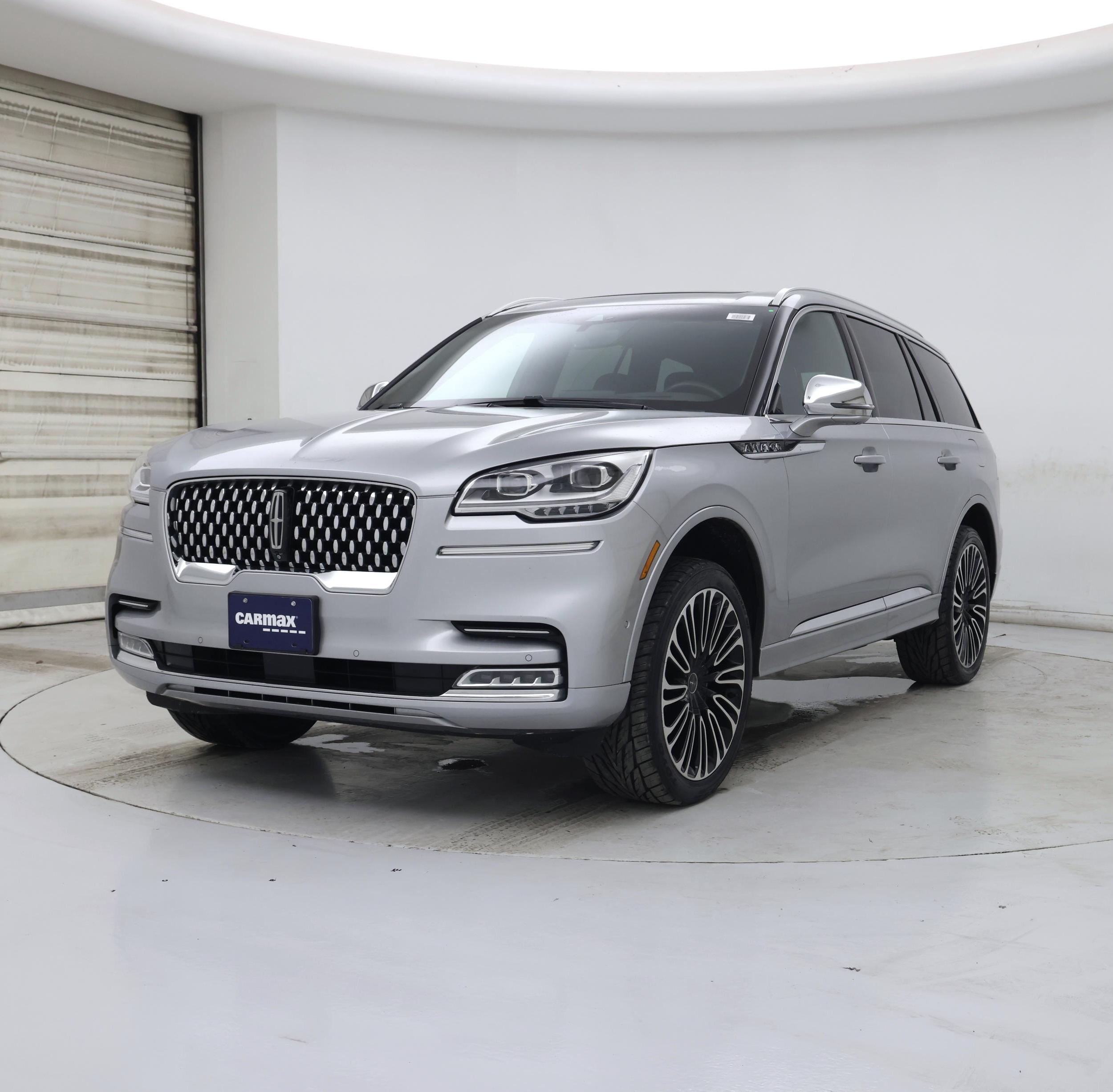 Thumbnail: 2020 Lincoln Aviator - 4