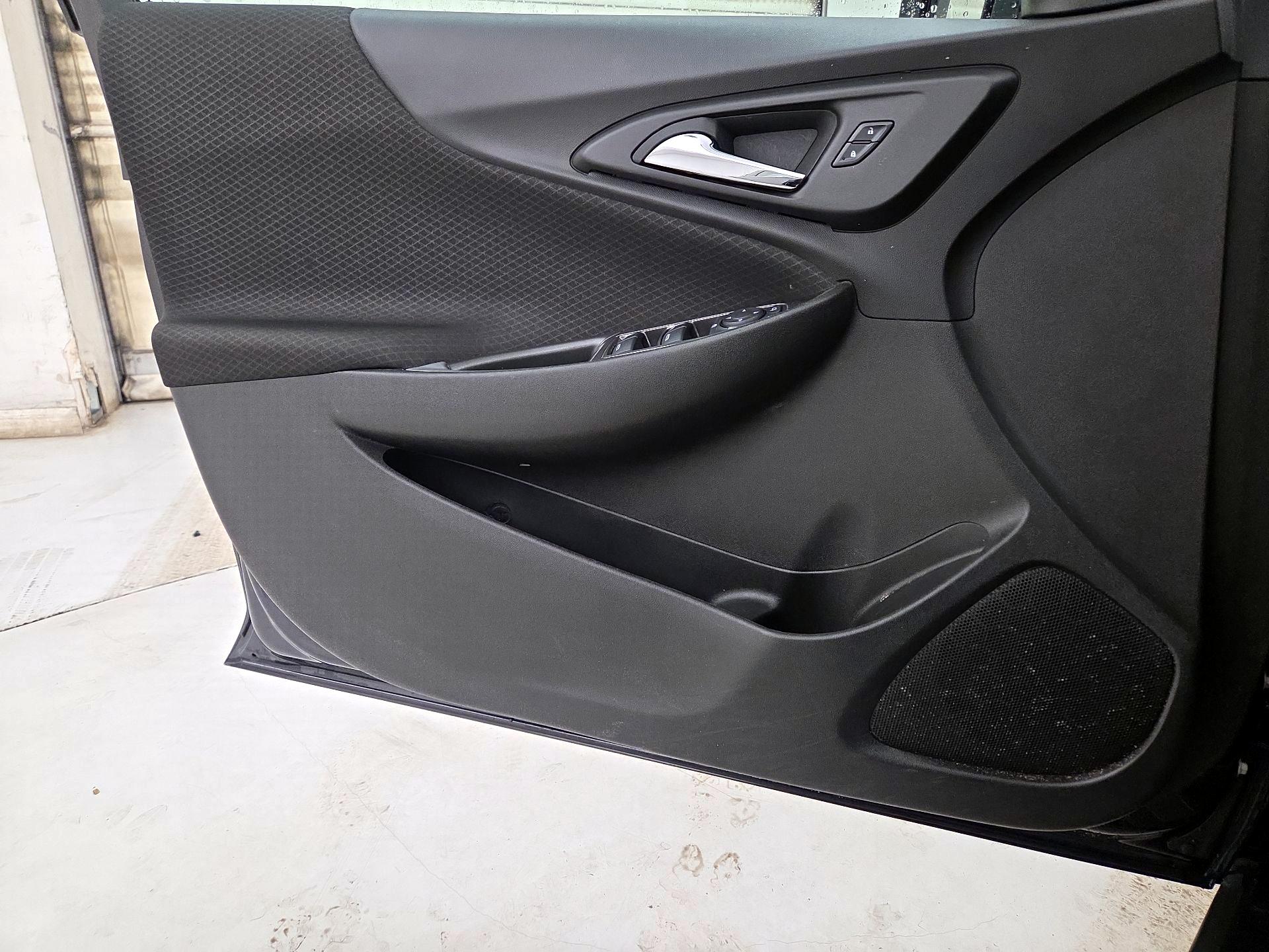 Thumbnail: 2023 Chevrolet Malibu - 12