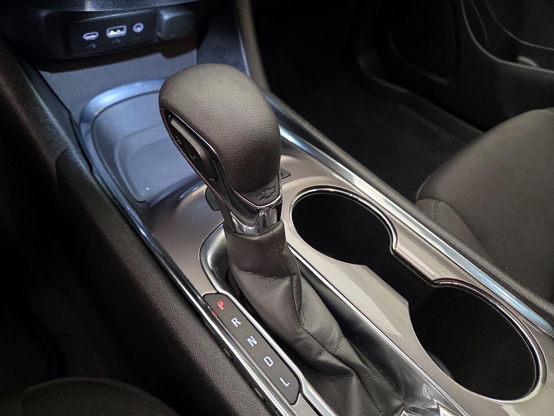 Thumbnail: 2023 Chevrolet Malibu - 17