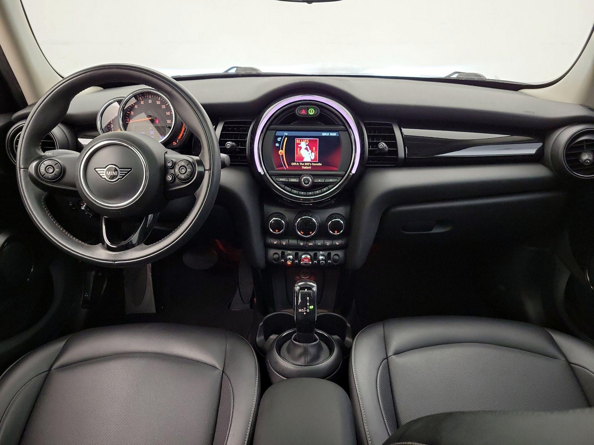 Thumbnail: 2021 MINI Cooper Hardtop - 9