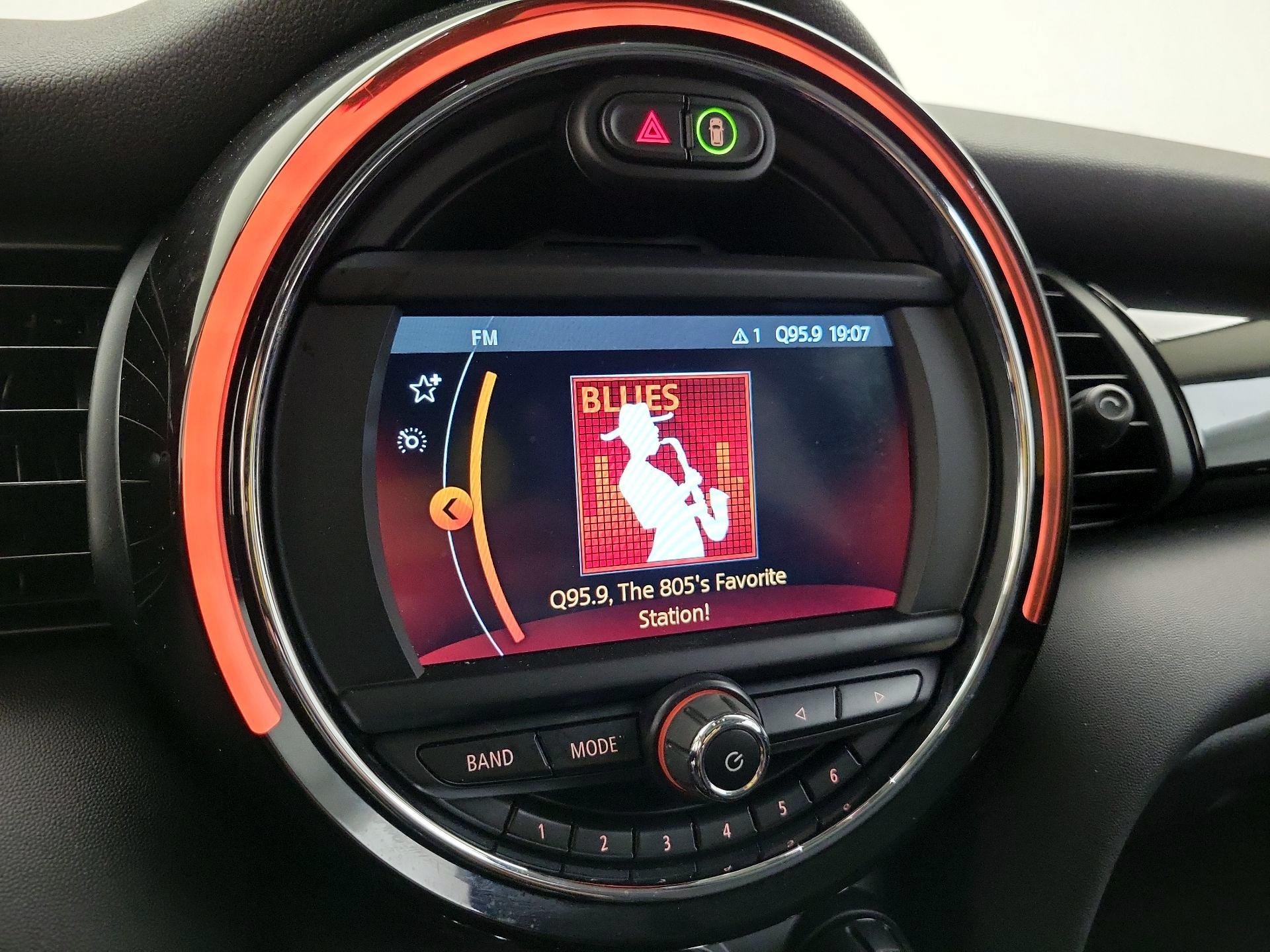 Thumbnail: 2021 MINI Cooper Hardtop - 15