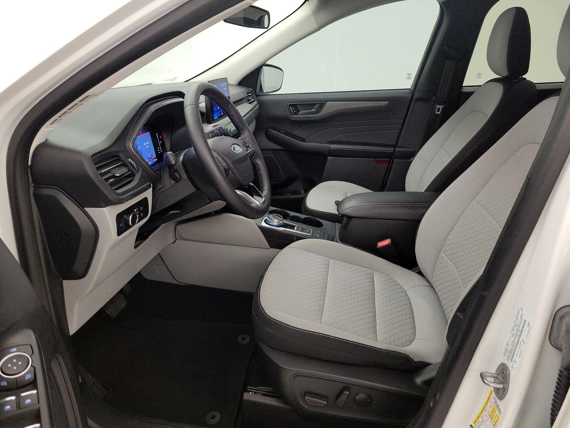 Thumbnail: 2023 Ford Escape - 11