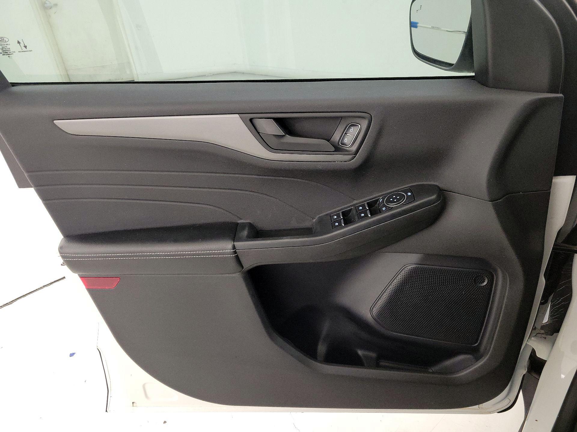 Thumbnail: 2023 Ford Escape - 12