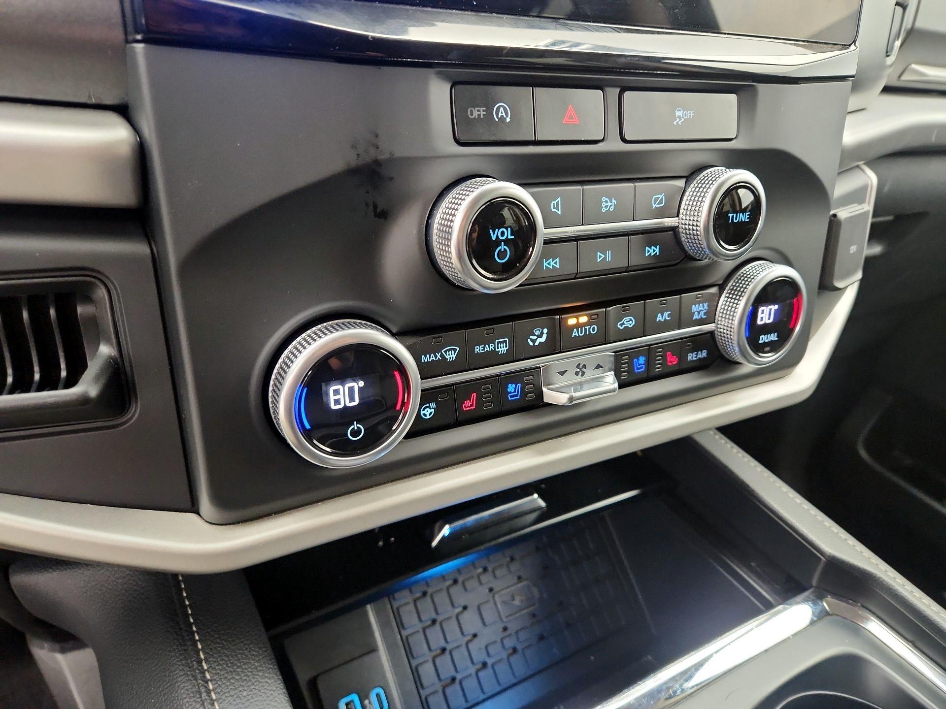 Thumbnail: 2024 Ford Expedition MAX - 17