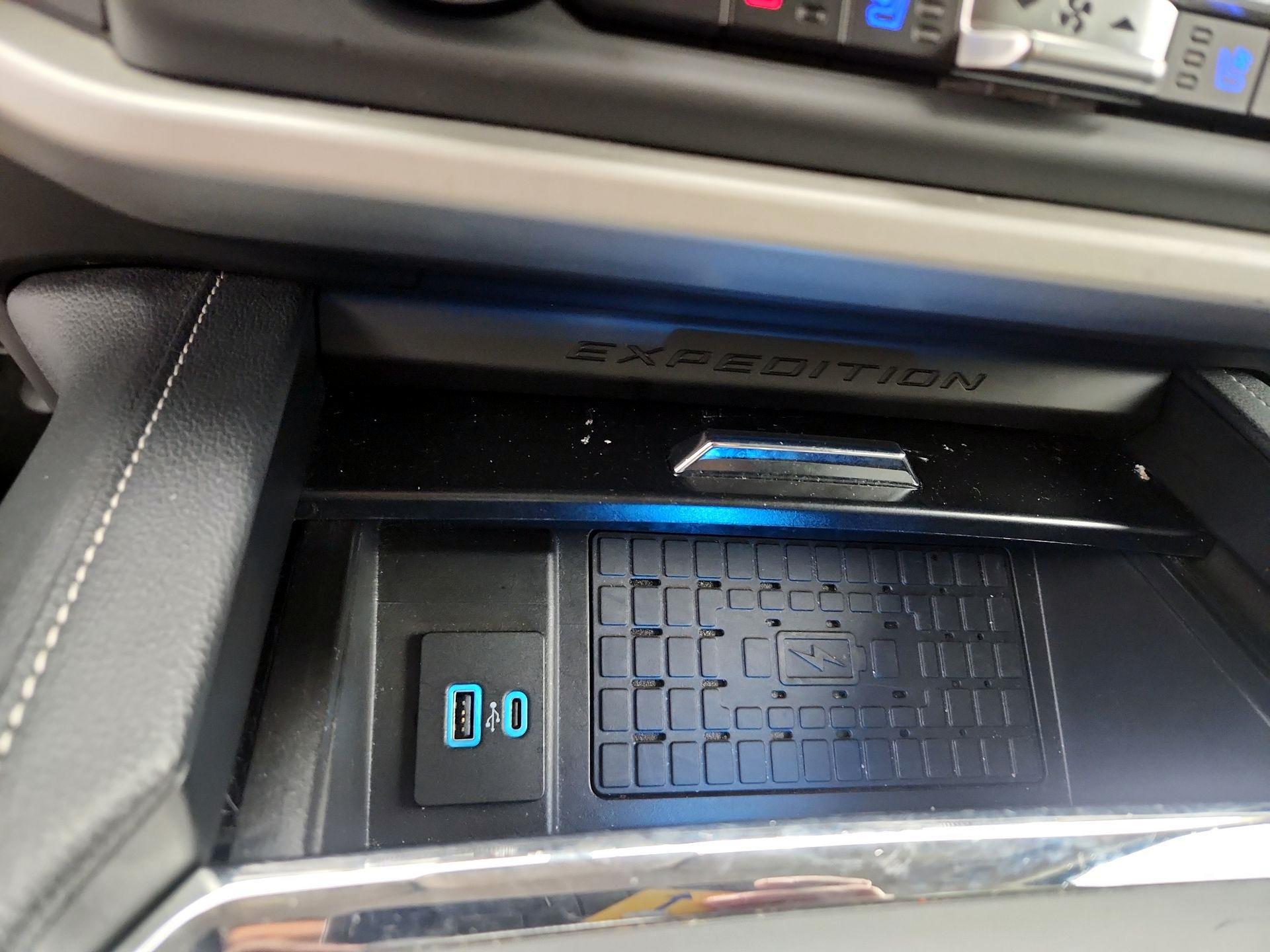 Thumbnail: 2024 Ford Expedition MAX - 19