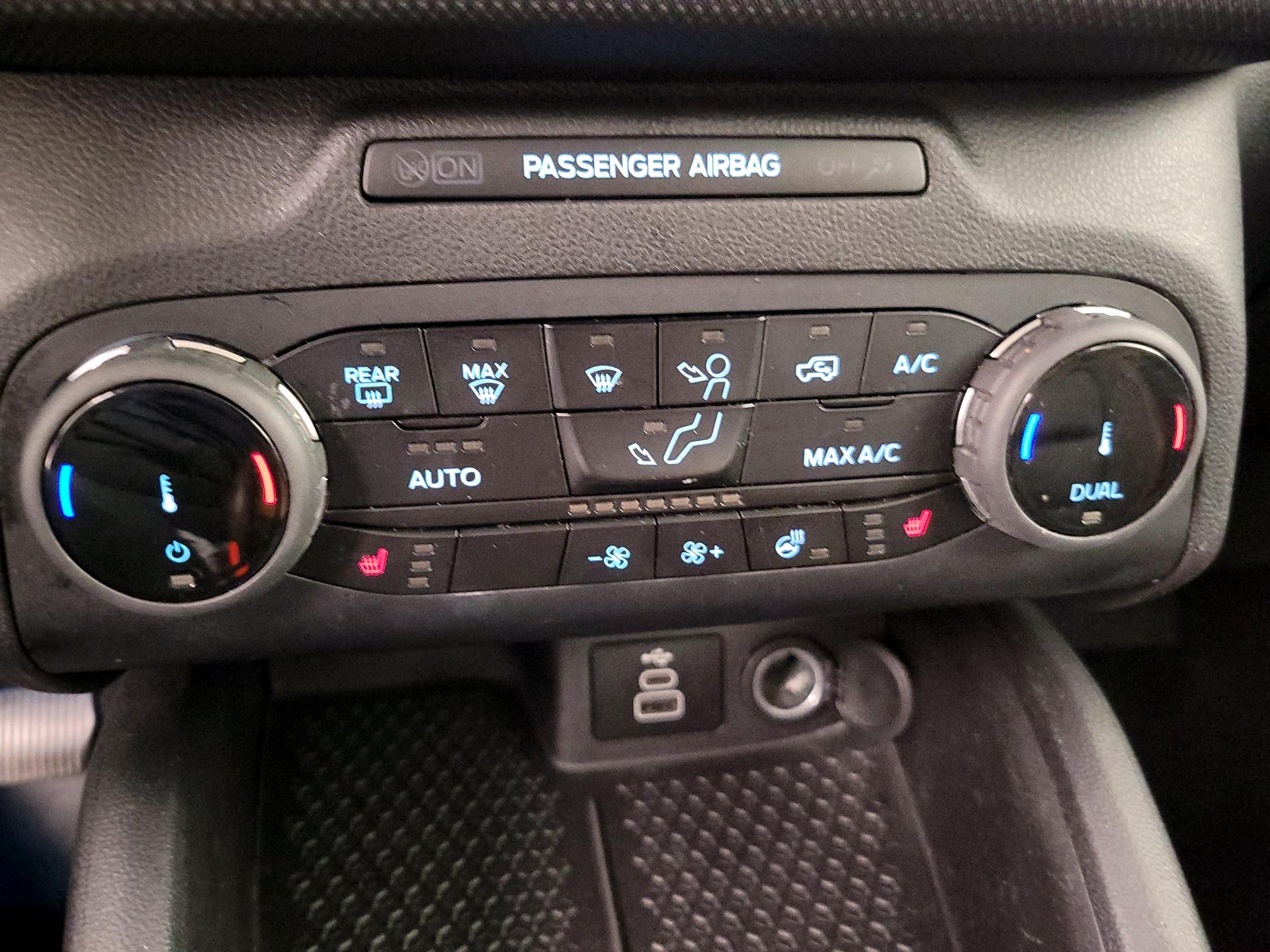 Thumbnail: 2023 Ford Bronco Sport - 16