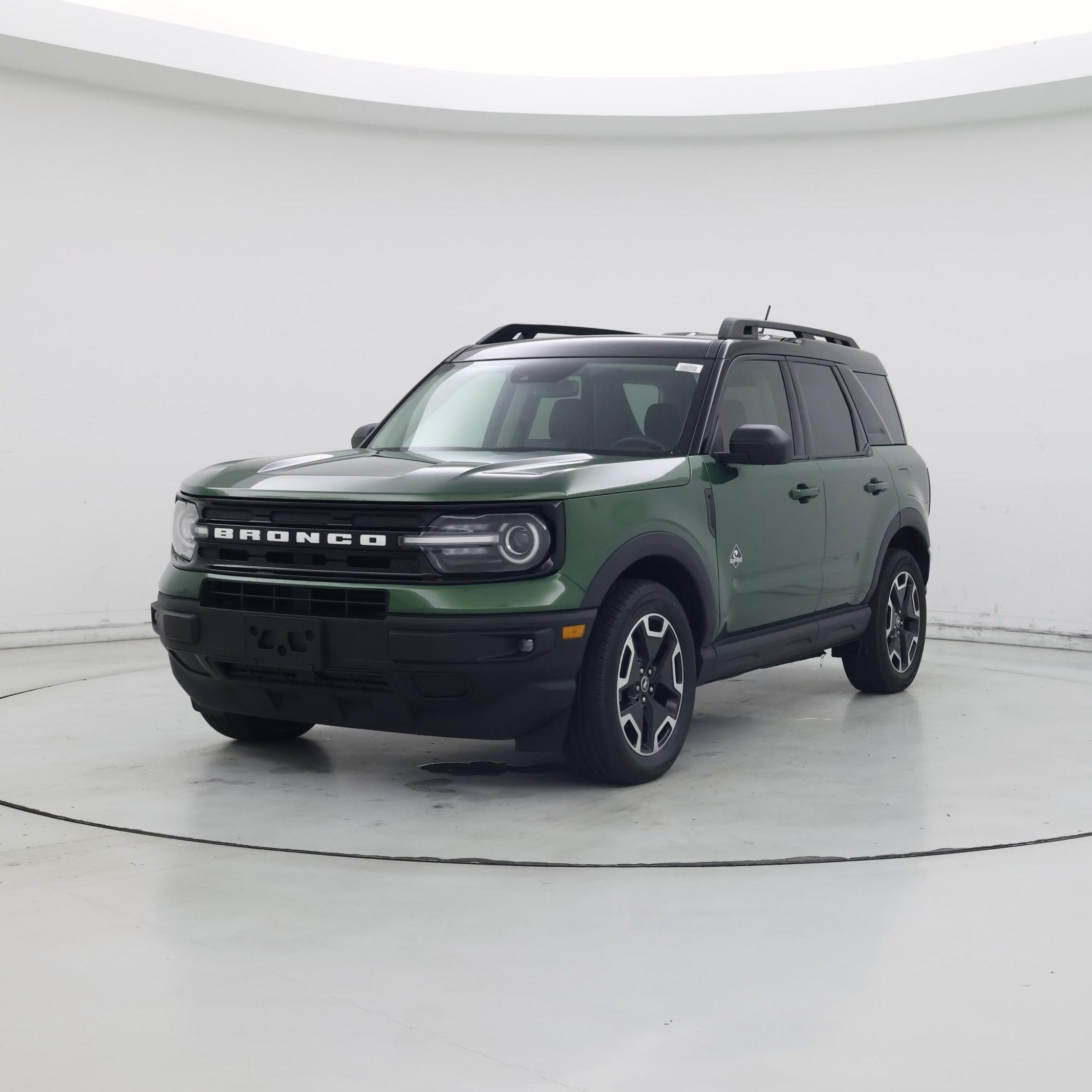 Thumbnail: 2023 Ford Bronco Sport - 4