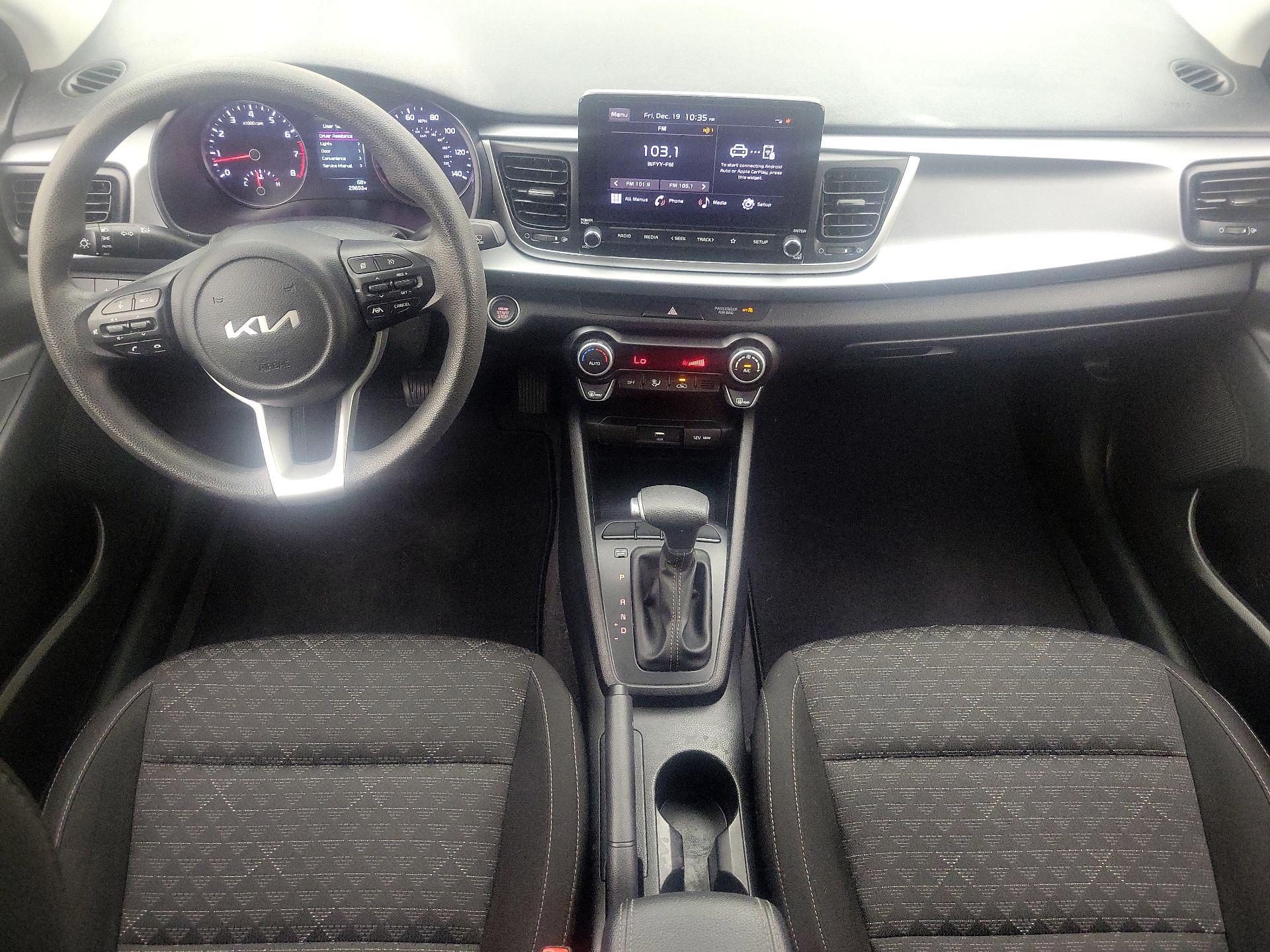 Thumbnail: 2023 Kia Rio - 9