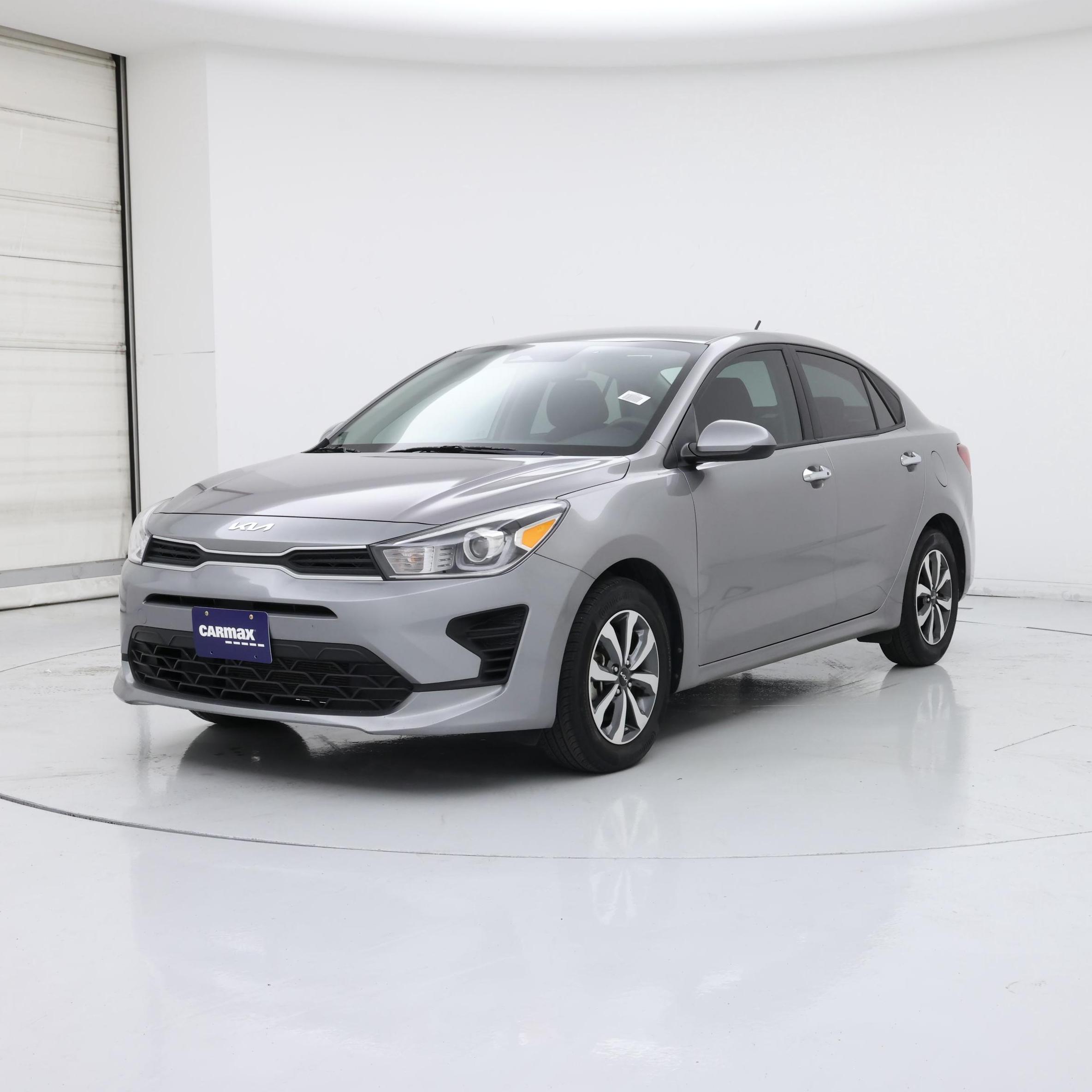 Thumbnail: 2023 Kia Rio - 4